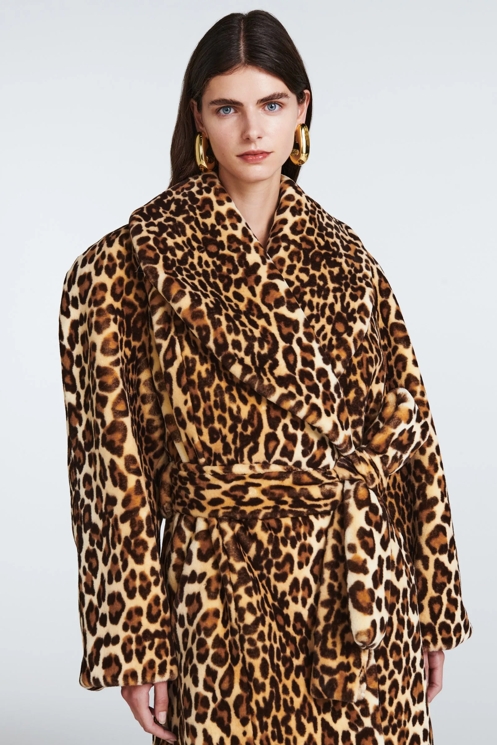 Vera Fur Coat sold by DUCIE product image thumbnail 4