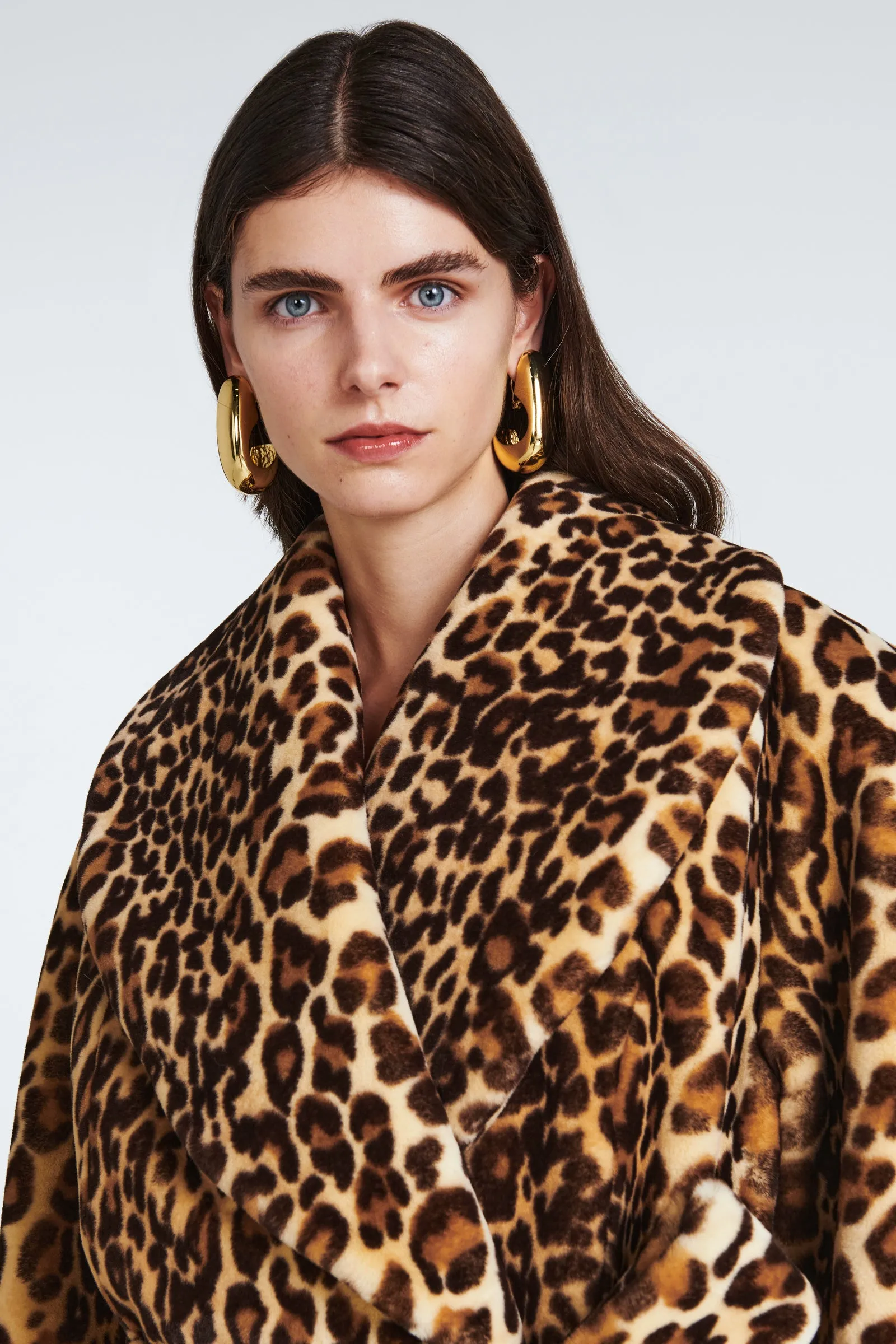 Vera Fur Coat sold by DUCIE product image thumbnail 5