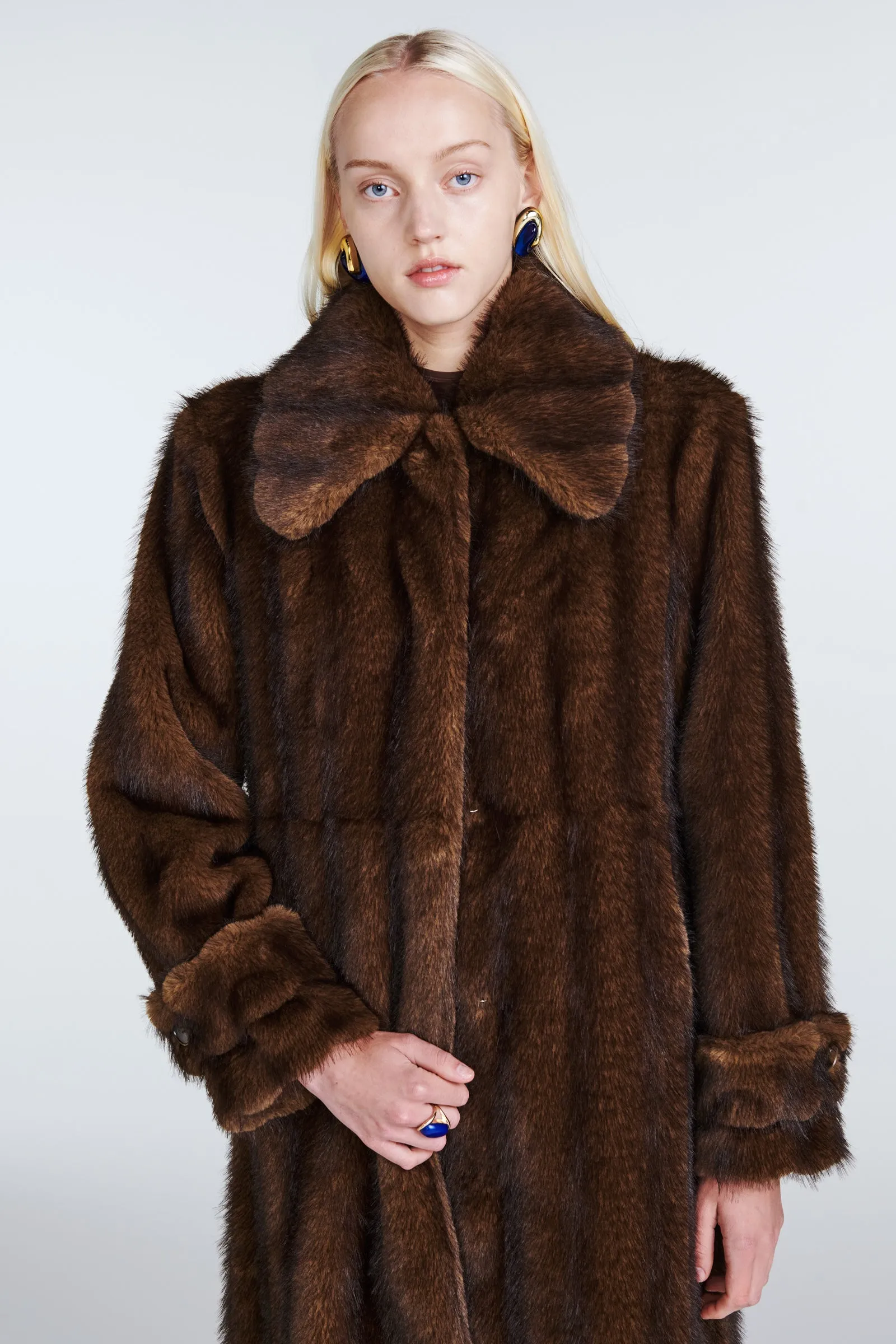 Tallulah Fur Coat sold by DUCIE product image thumbnail 4