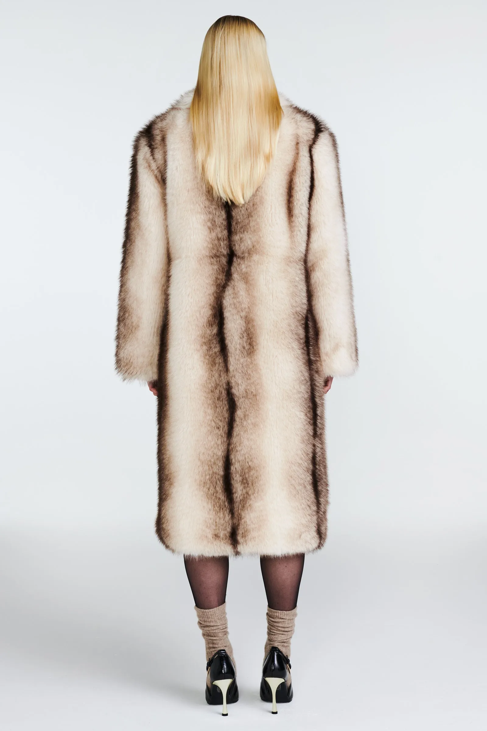 Celia Fur Coat sold by DUCIE product image thumbnail 5