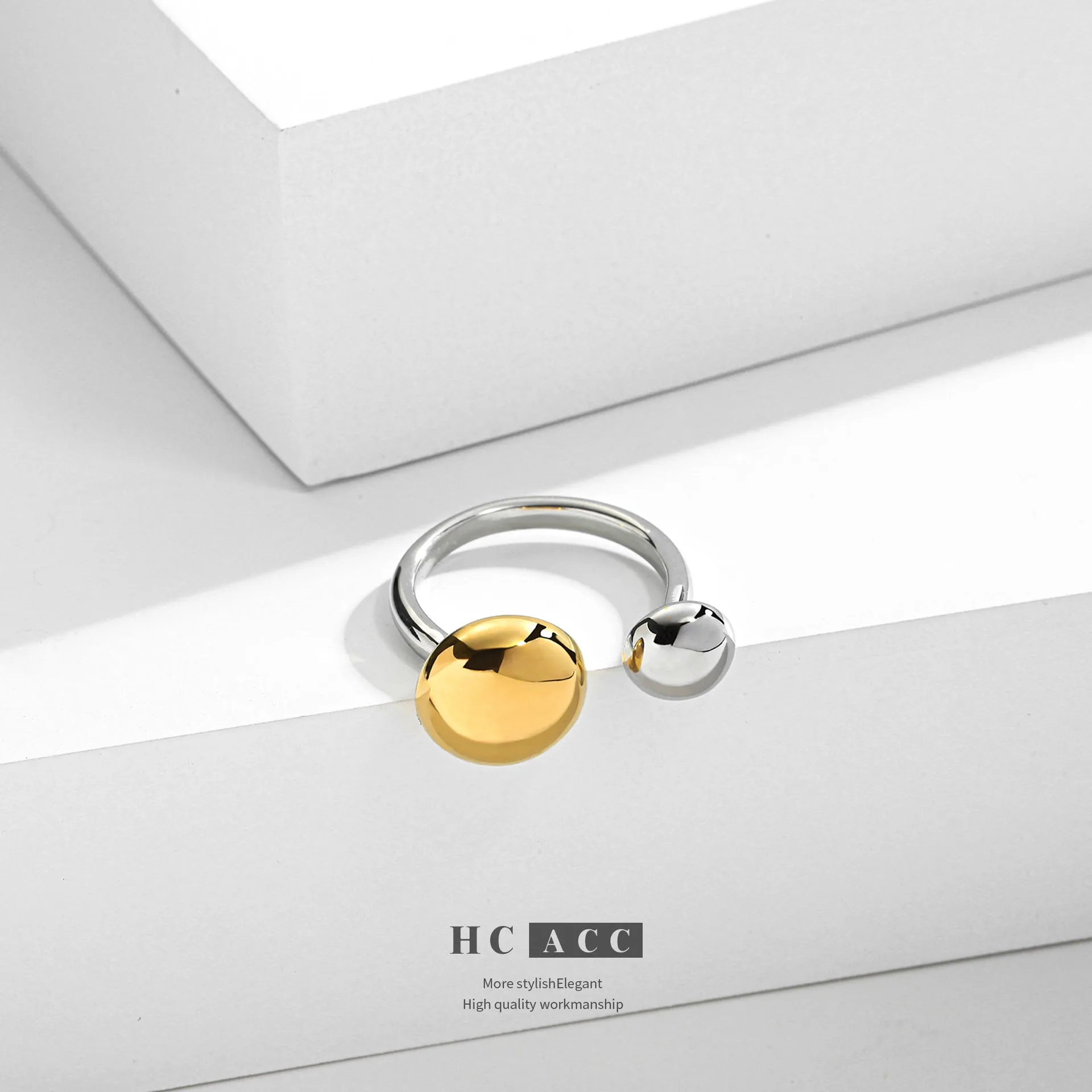 Europe and the United States cross-border new small size round cake ring personality exaggerated high sense 18K gold open ring women sold by Maiden-Art product image thumbnail 4