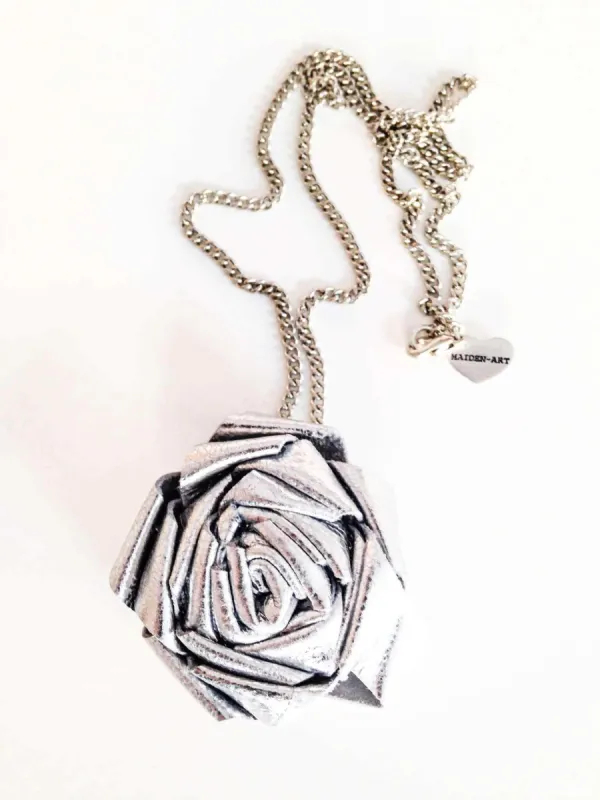 True Leather Red Necklace - Collana a Forma di Rosa in Vera Pelle sold by Maiden-Art