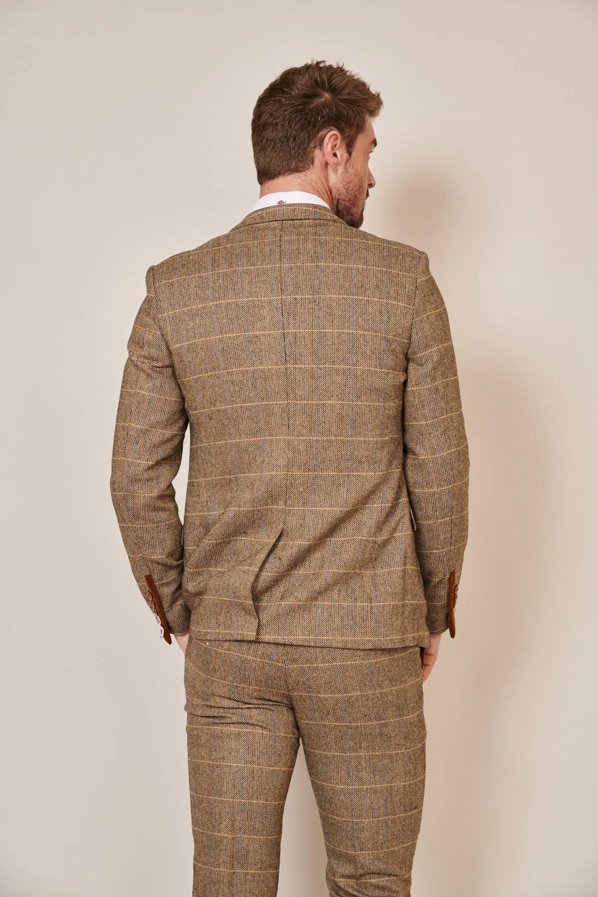 Leyton Orient manager Richie Wellens in Ted Tan Tweed Blazer & Waistcoat sold by Marc Darcy product image thumbnail 4