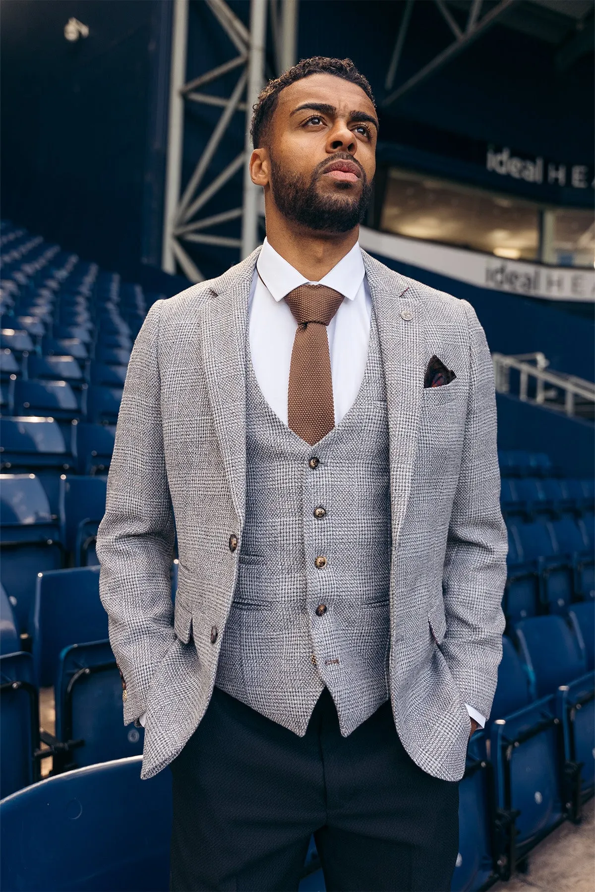 The West Bromwich Albion F.C. Collection | KRIS Silver Grey Blazer & Max Black Trousers As Seen On Darnell Furlong sold by Marc Darcy product image thumbnail 3
