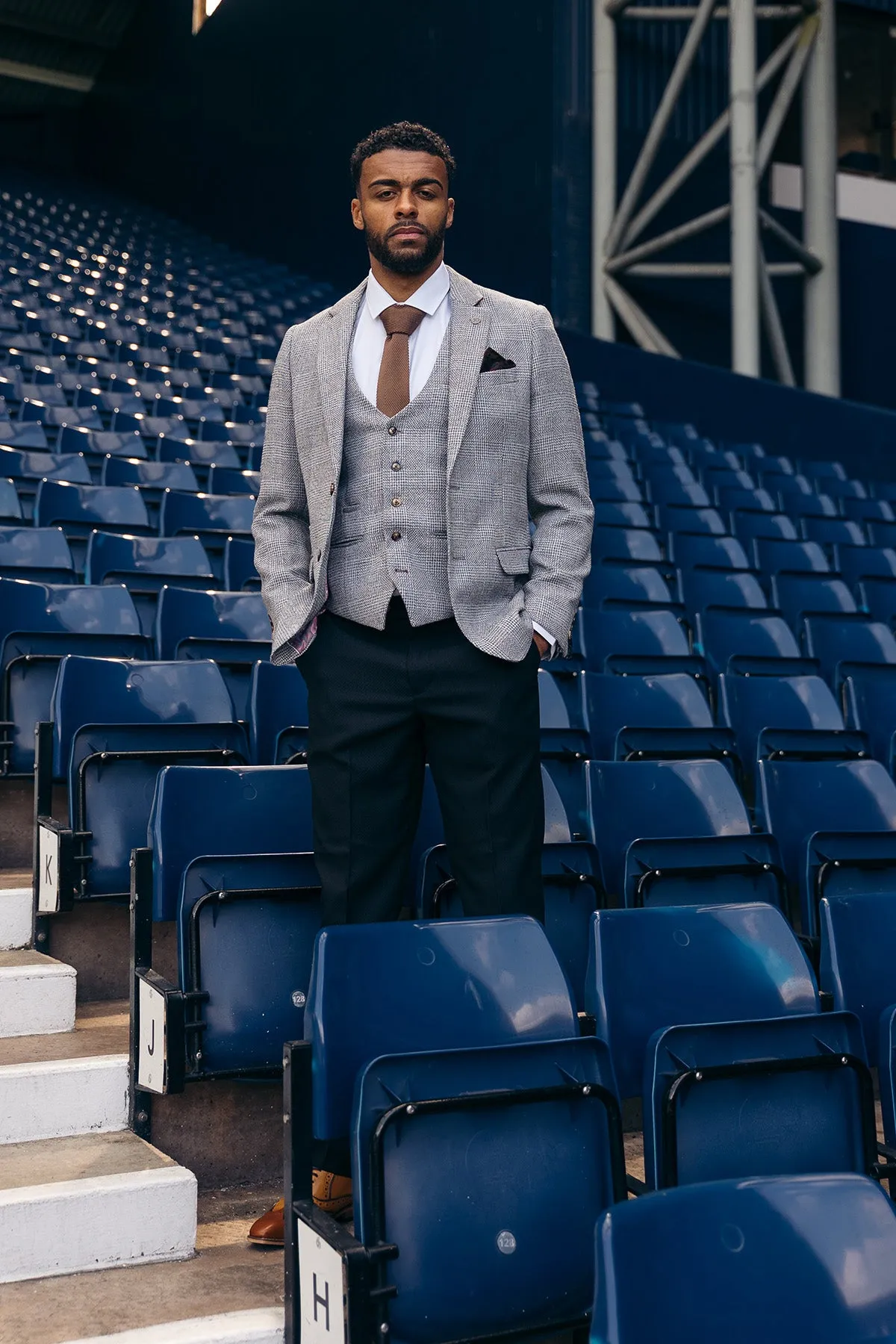 The West Bromwich Albion F.C. Collection | KRIS Silver Grey Blazer & Max Black Trousers As Seen On Darnell Furlong sold by Marc Darcy product image thumbnail 2