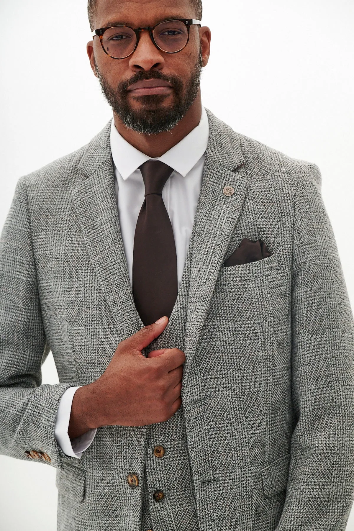 The West Bromwich Albion F.C. Collection | KRIS Silver Grey Blazer & Max Black Trousers As Seen On Darnell Furlong sold by Marc Darcy product image thumbnail 5