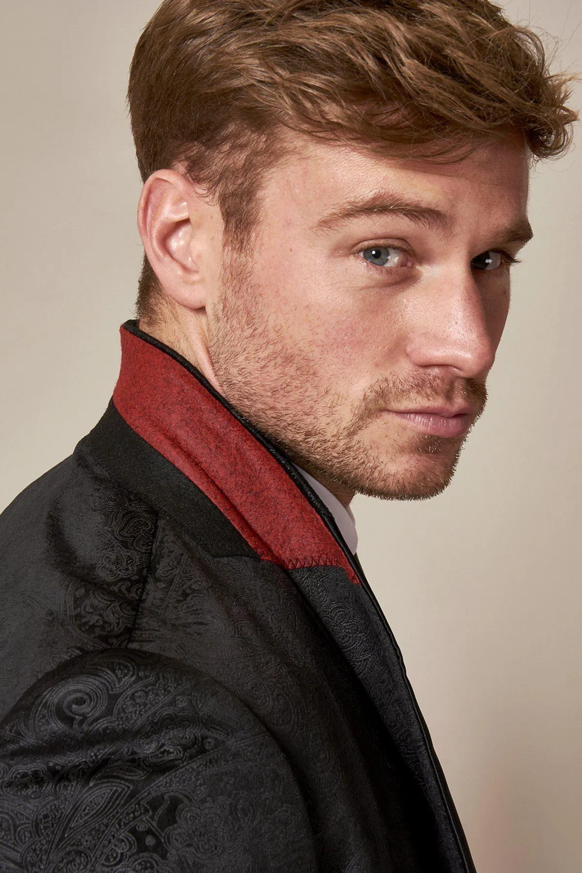 Emmerdale's Danny Miller (Aaron Dingle) in Simon Black Velvet Blazer sold by Marc Darcy product image thumbnail 5