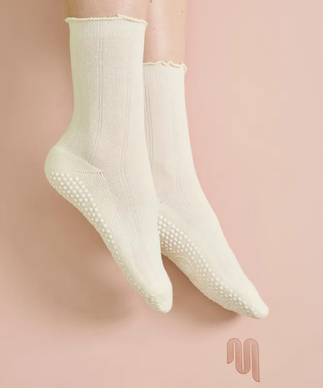 Crew Non Slip Grip Socks - Buttercream Frill sold by MoveActive