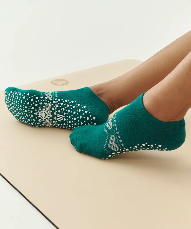 Classic Low Rise Grip Socks - Alpine Heart Emerald sold by MoveActive