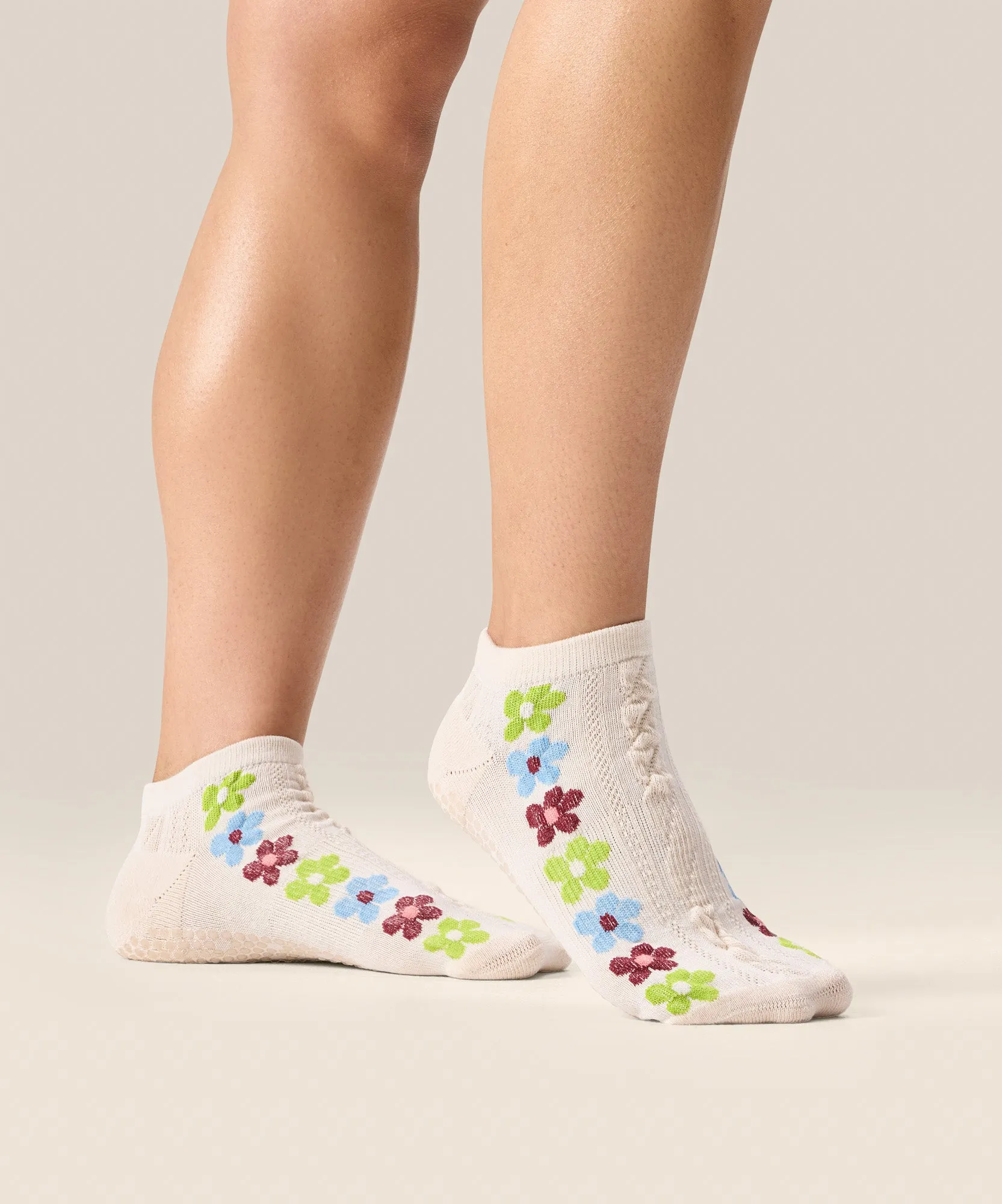 Classic Low Rise Grip Socks - Fiesta Blanca sold by MoveActive product image thumbnail 3
