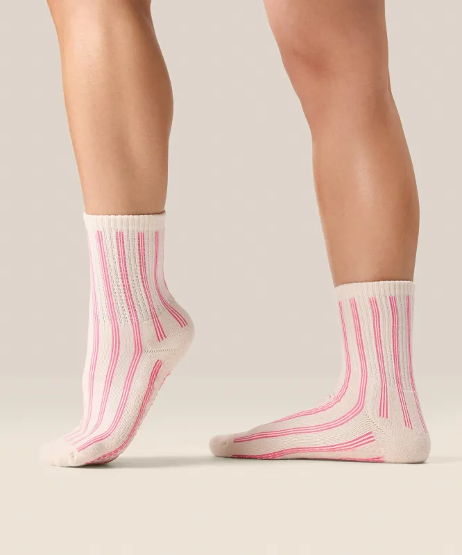 Crew Non Slip Grip Socks - Rosa Carnival sold by MoveActive
