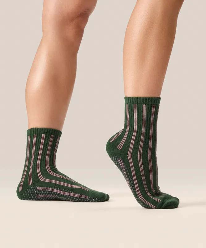 Crew Non Slip Grip Socks - Verde Carnival sold by MoveActive