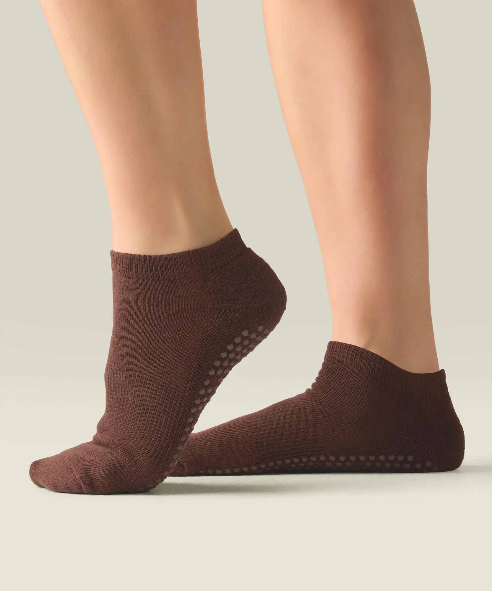 Classic Low Rise Grip Socks - Espresso sold by MoveActive