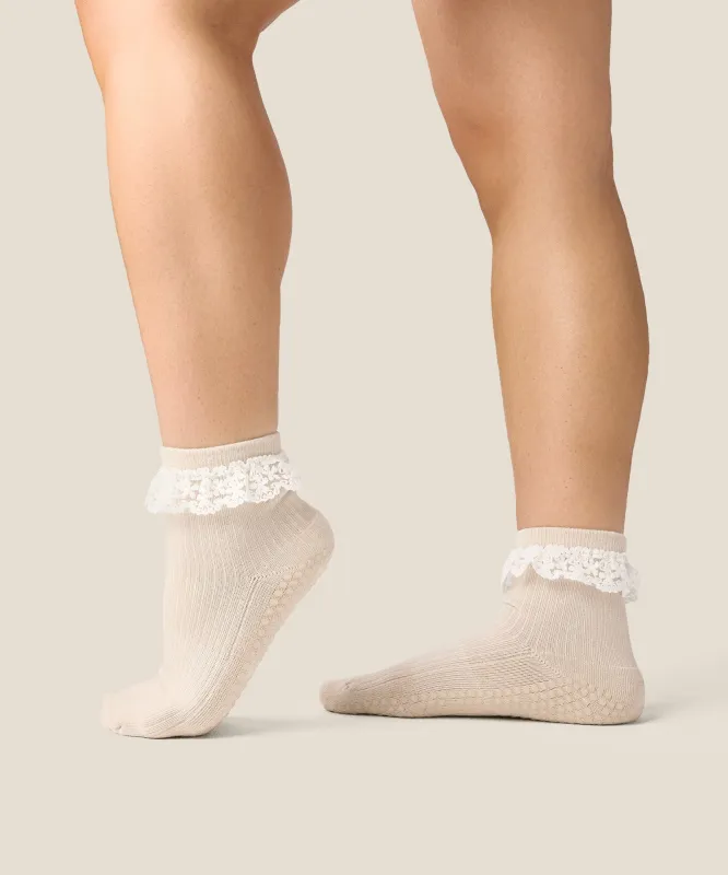 Quarter Crew Grip Socks - Lovers Lace made by MoveActive
