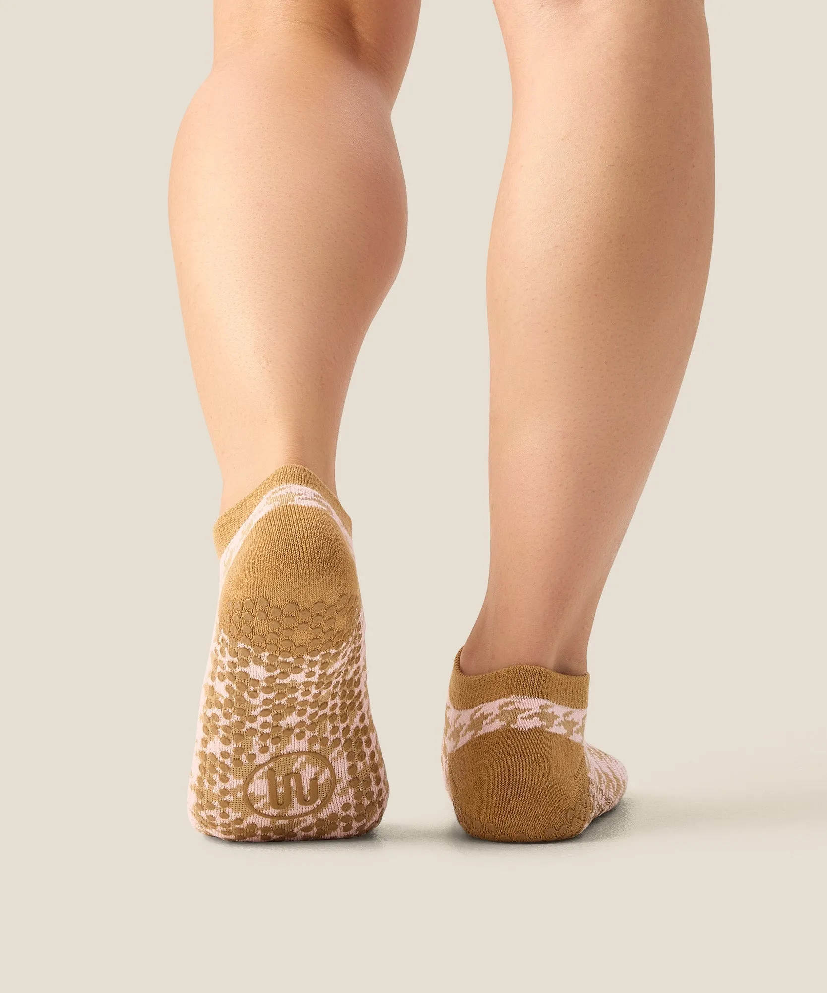 Low Rise Grip Socks - Houndstooth Blush sold by MoveActive product image thumbnail 2
