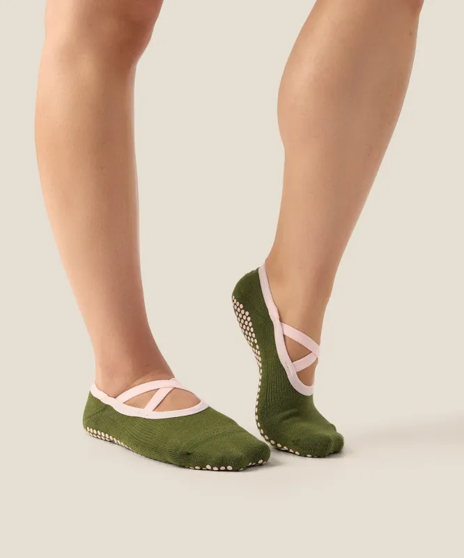 Ballet Grip Socks - Pine made by MoveActive