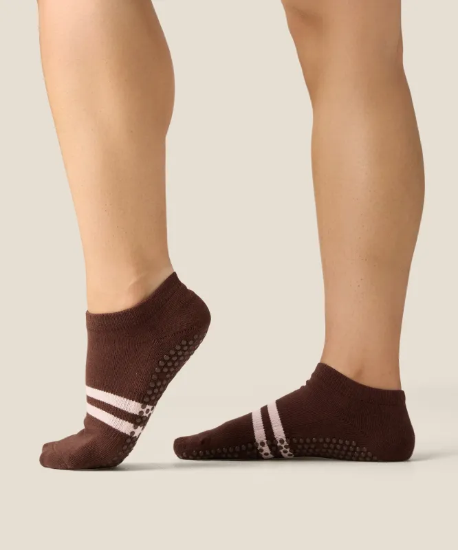 Low Rise Grip Socks - Stripe Espresso made by MoveActive