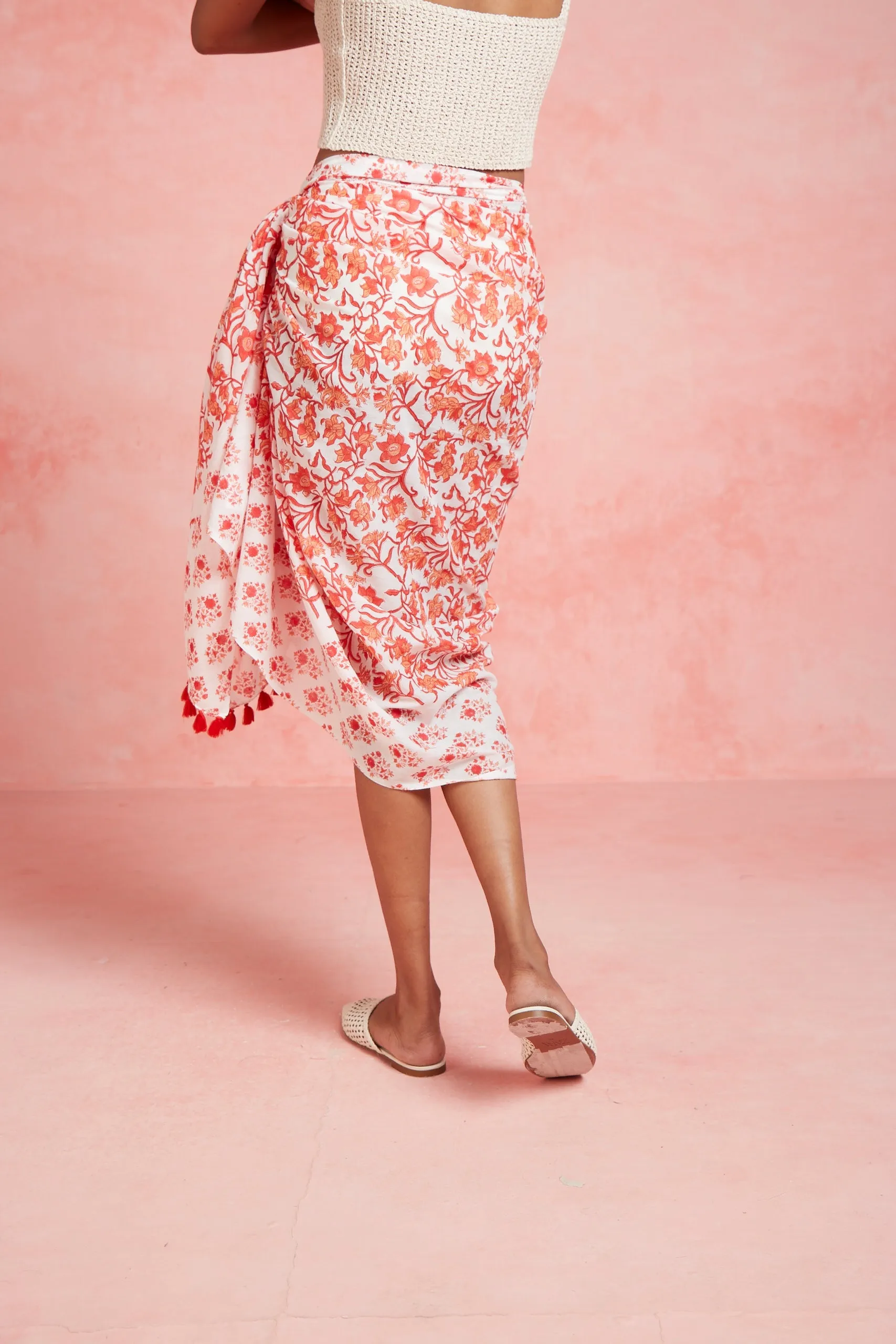 CLASSIC SARONG CAITLIN RED sold by Ro's Garden product image thumbnail 2