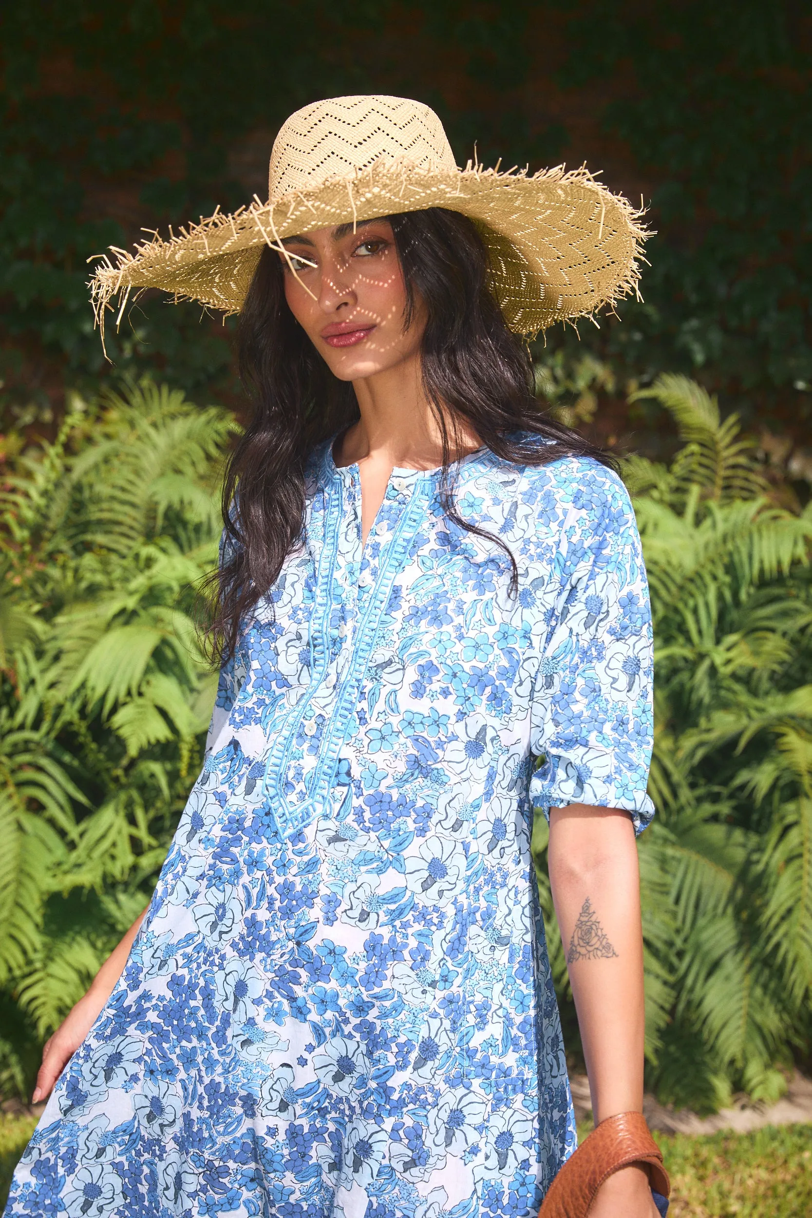 EMBROIDERED CLASSIC LONG KURTA NERANO BLUE sold by Ro's Garden