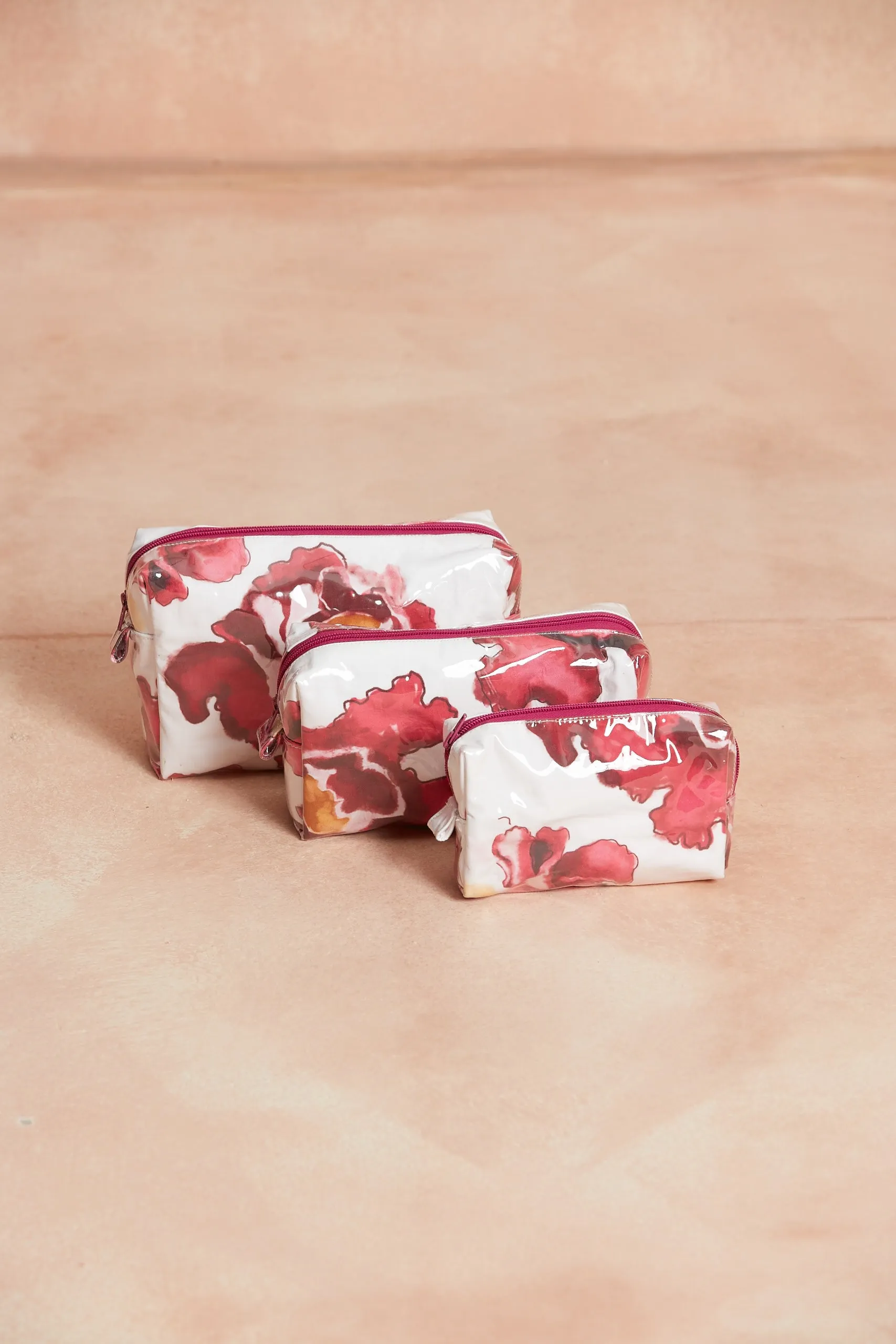 GOGO COSMETIC BAG NACAR PINK sold by Ro's Garden product image thumbnail 2