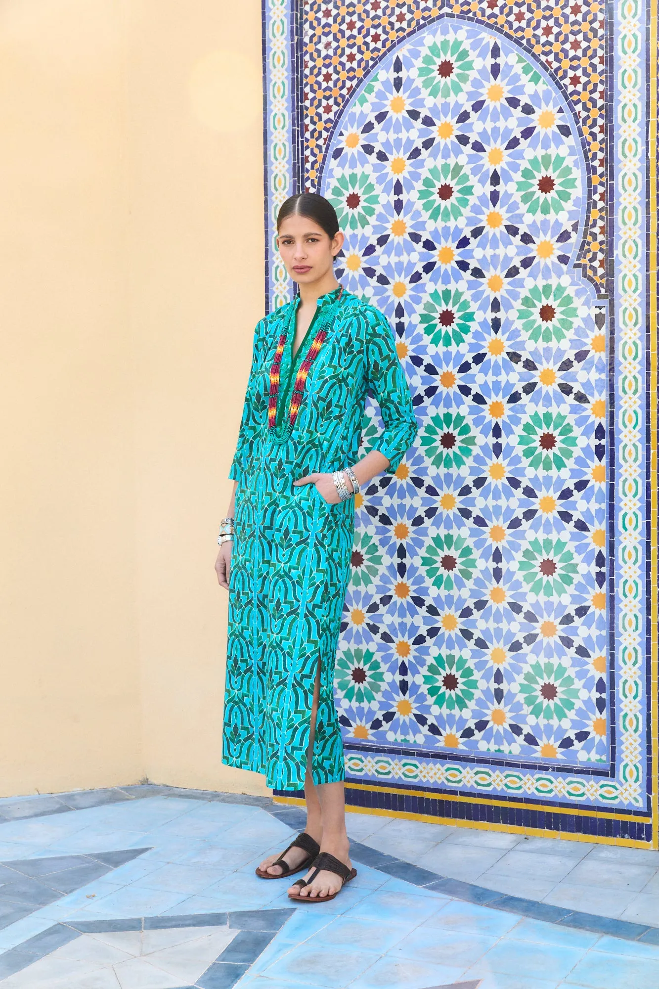 CLORINDA LONG KURTA SORAYA GREEN sold by Ro's Garden product image thumbnail 2