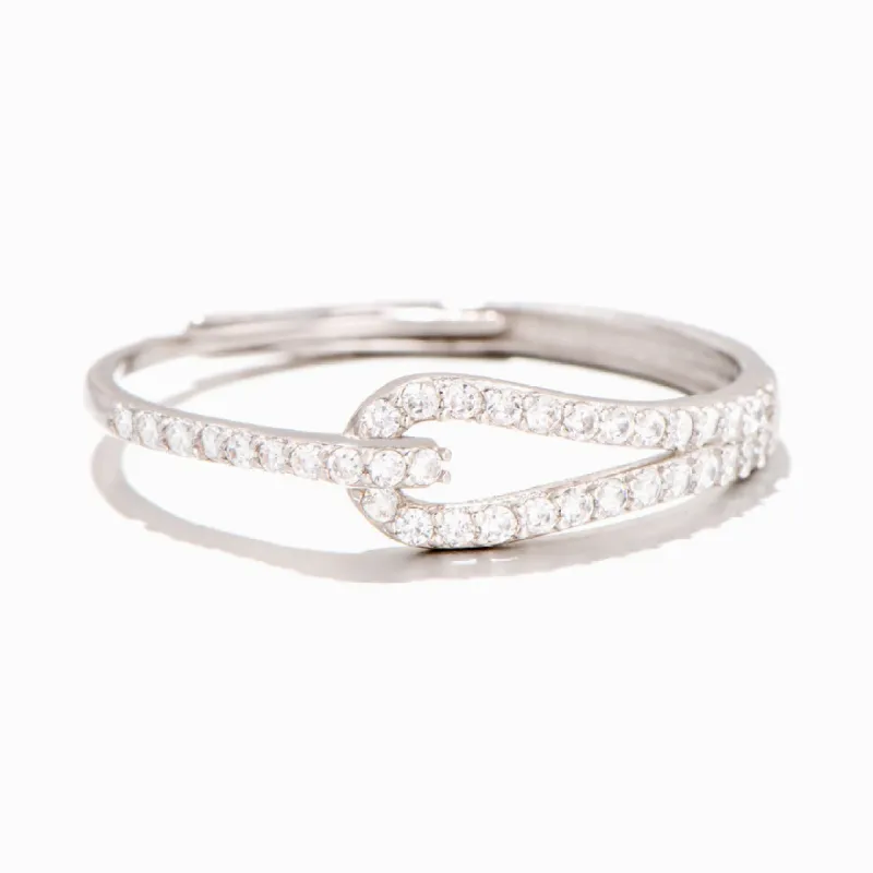 "Change the thread, adjust the tension and try again!" Adjustable Ring made by SARAH'S WHISPER
