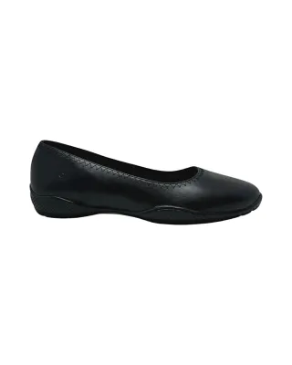 Ballet Flats Are Back - Here's How 2025 Is Styling Them