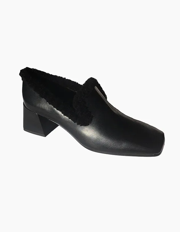 megève smoking loafer sold by Suzanne Rae
