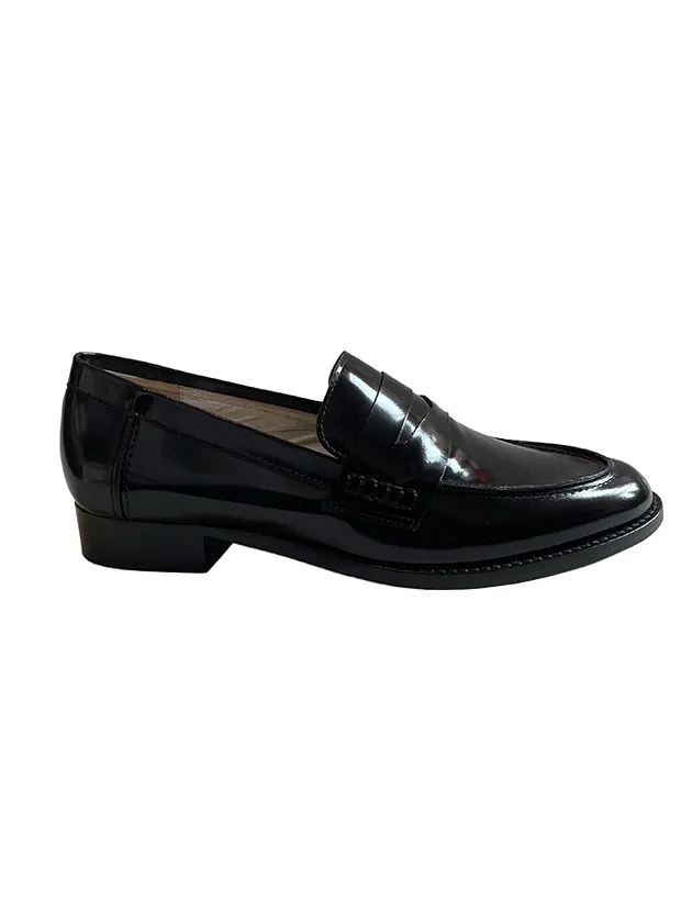 orczy loafer sold by Suzanne Rae