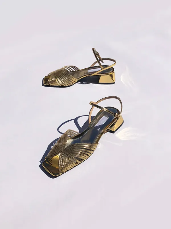 70s low sandal sold by Suzanne Rae