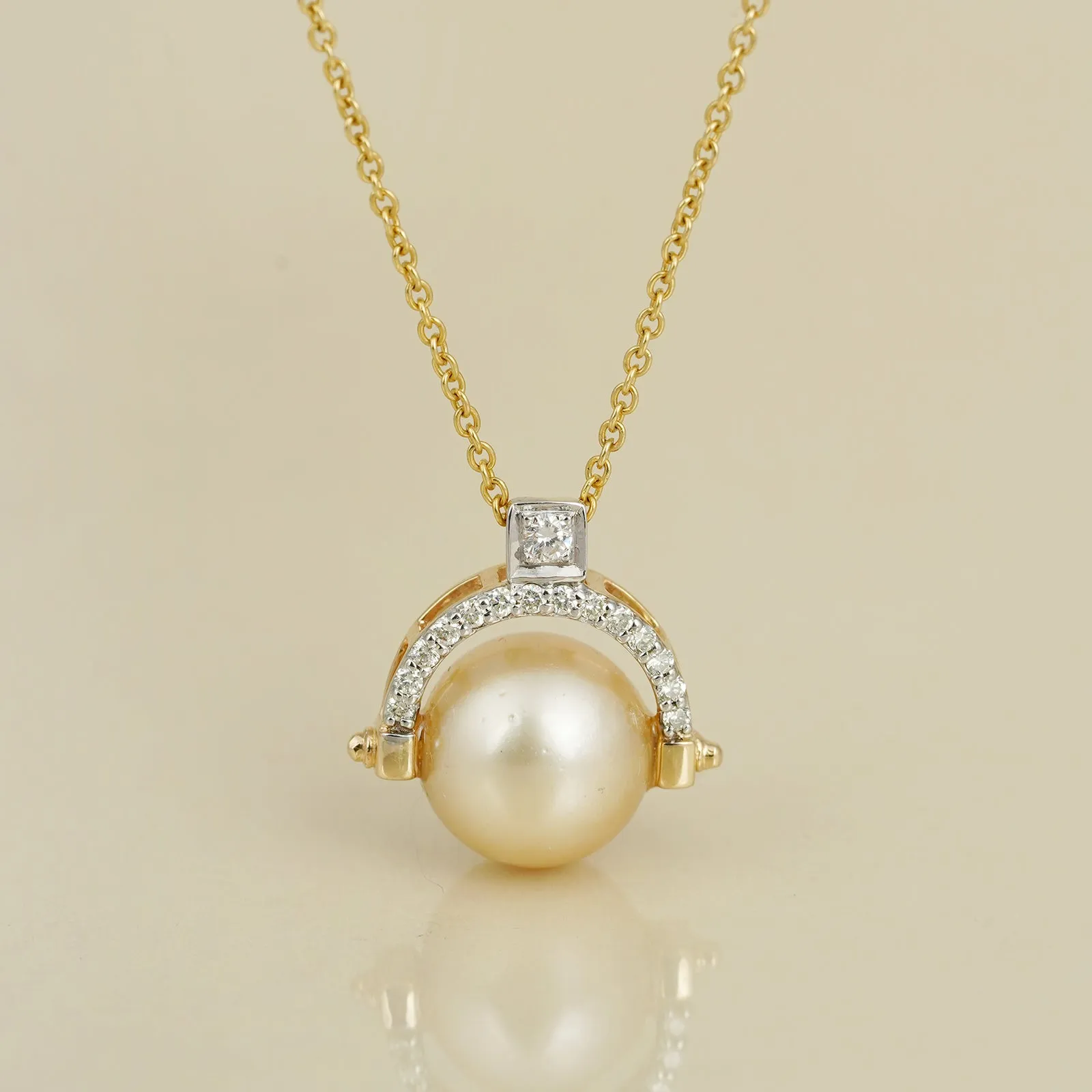 Grace Kelly South Sea Pearl Pendant Necklace sold by Vibe With Moi
