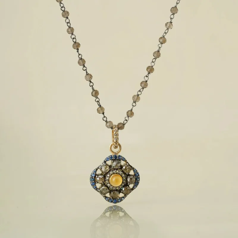 Riza Pendant Necklace sold by Vibe With Moi