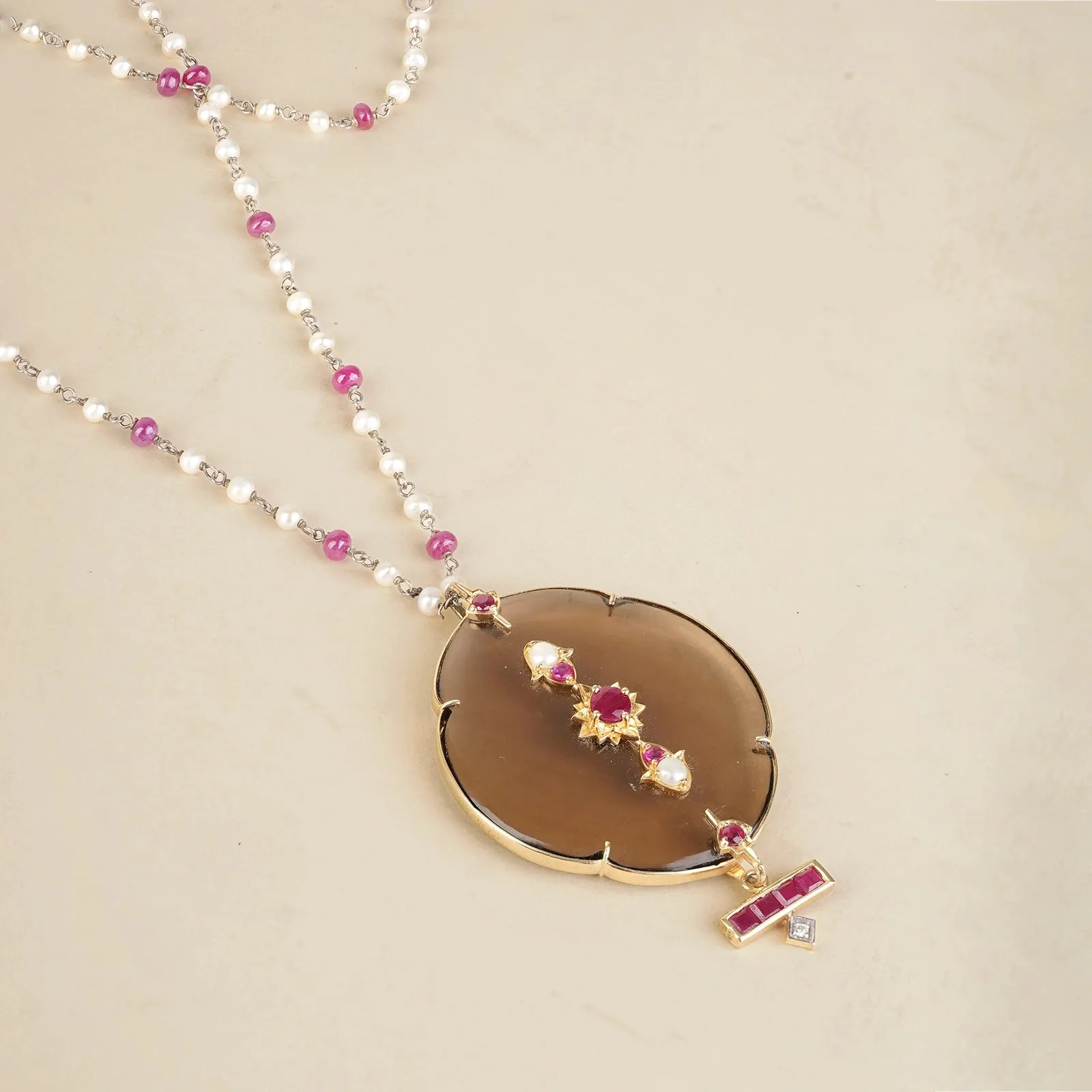 Siwan Pendant Necklace sold by Vibe With Moi product image thumbnail 3