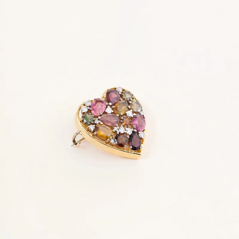 Adore Brooch made by Vibe With Moi