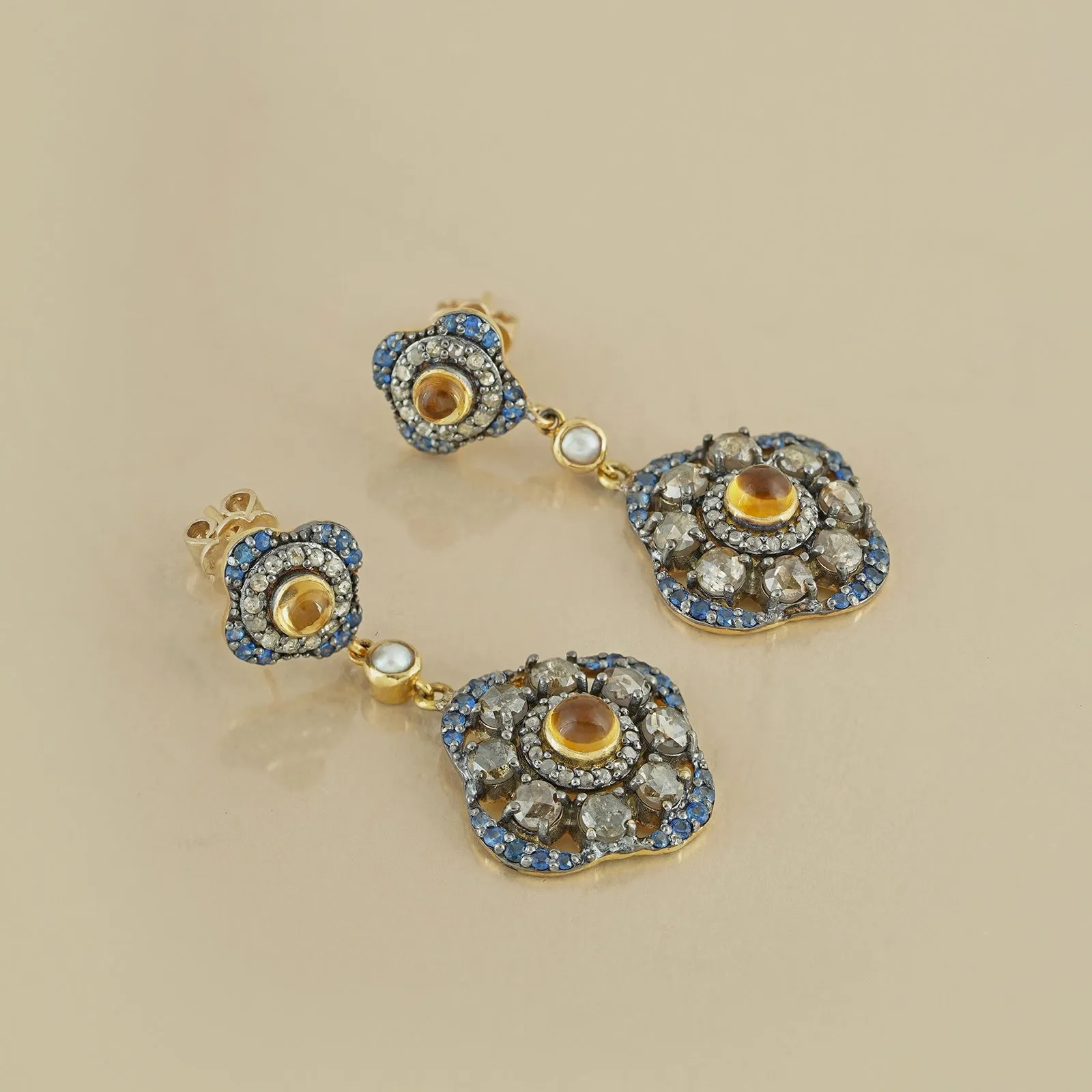 Riza Earrings sold by Vibe With Moi