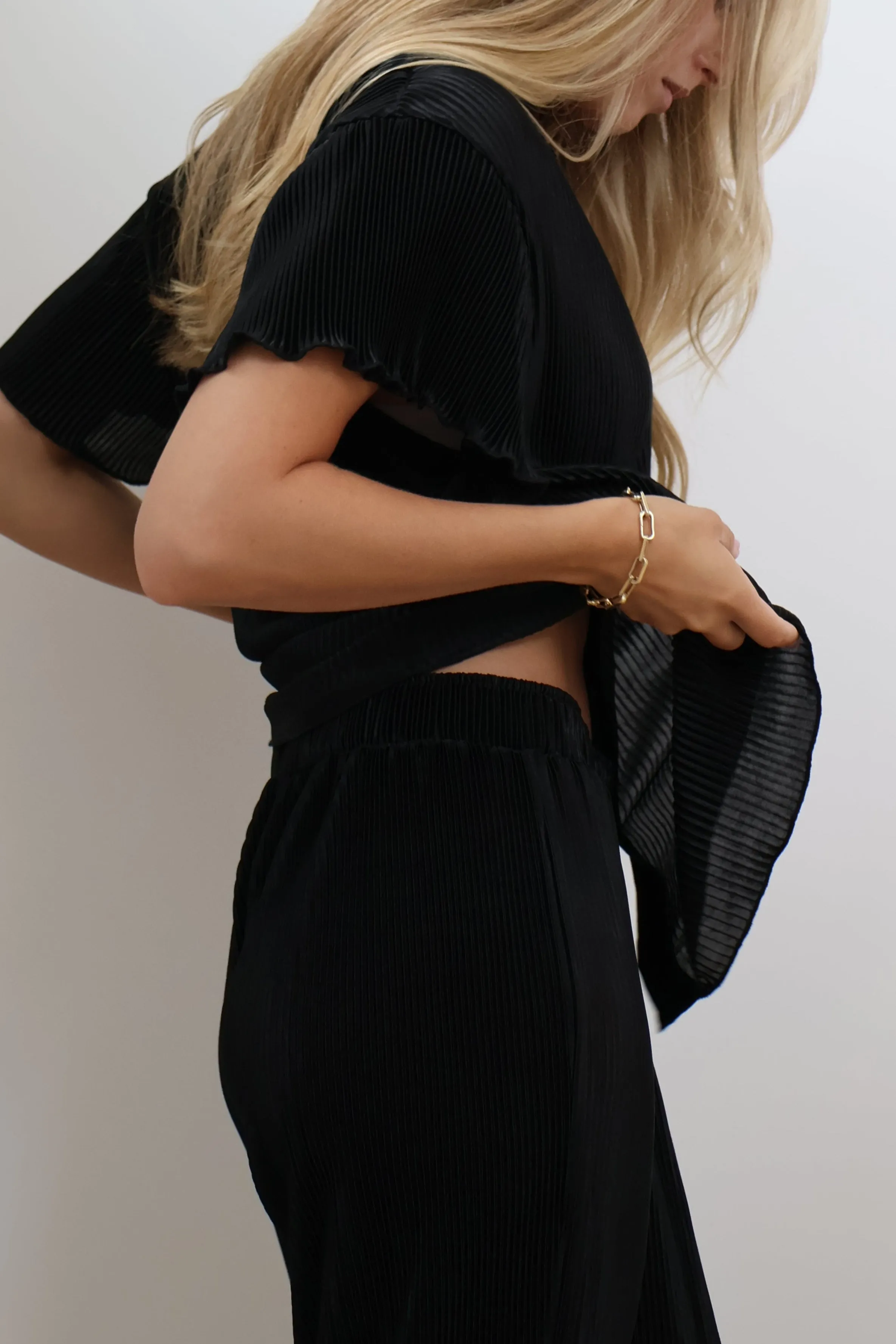 Pleated Short Sleeve Bridal Pant Set in Noir sold by waverles product image thumbnail 4