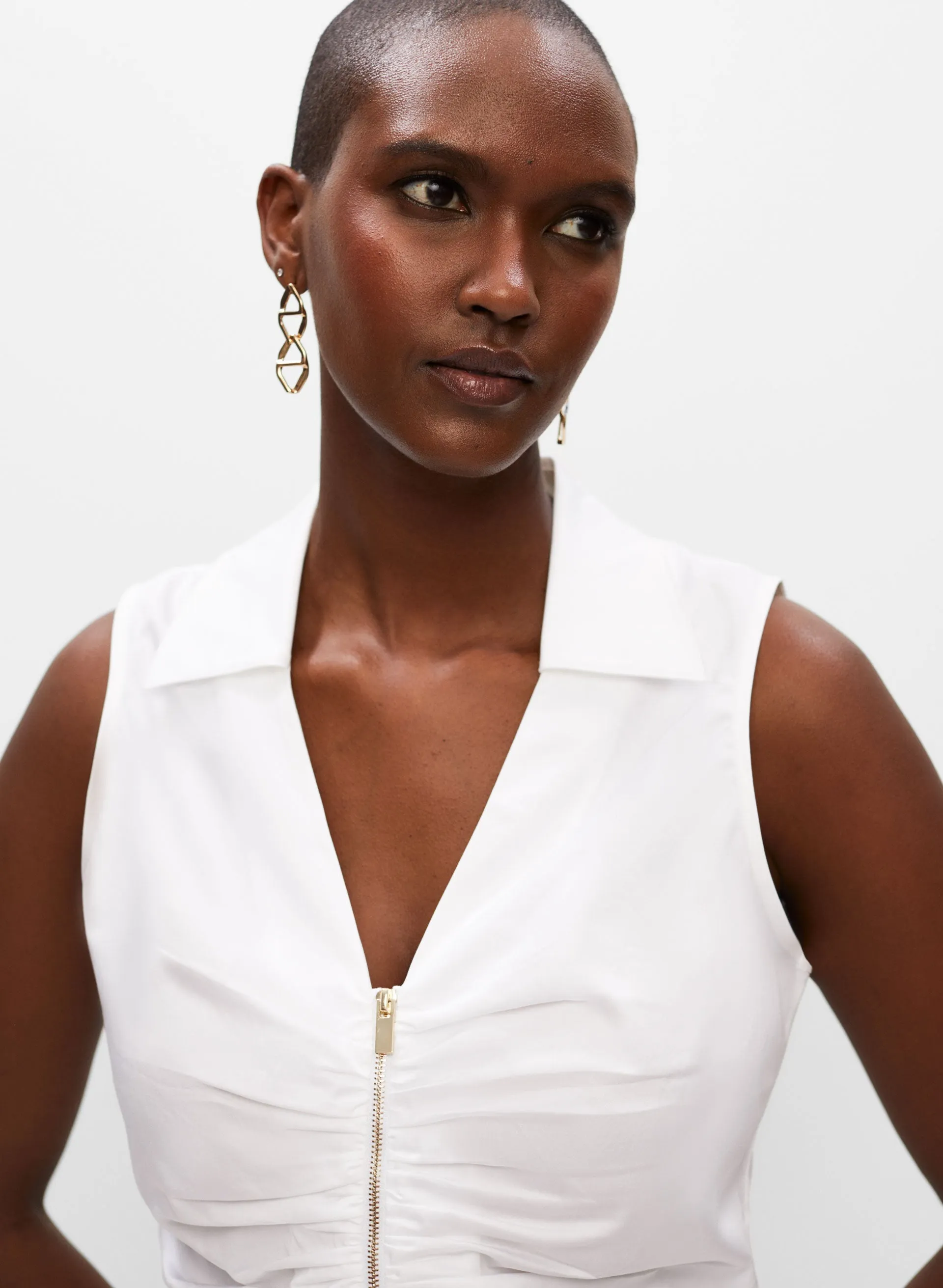 Sleeveless Shirt Collar Top sold by Melanie Lyne product image thumbnail 2