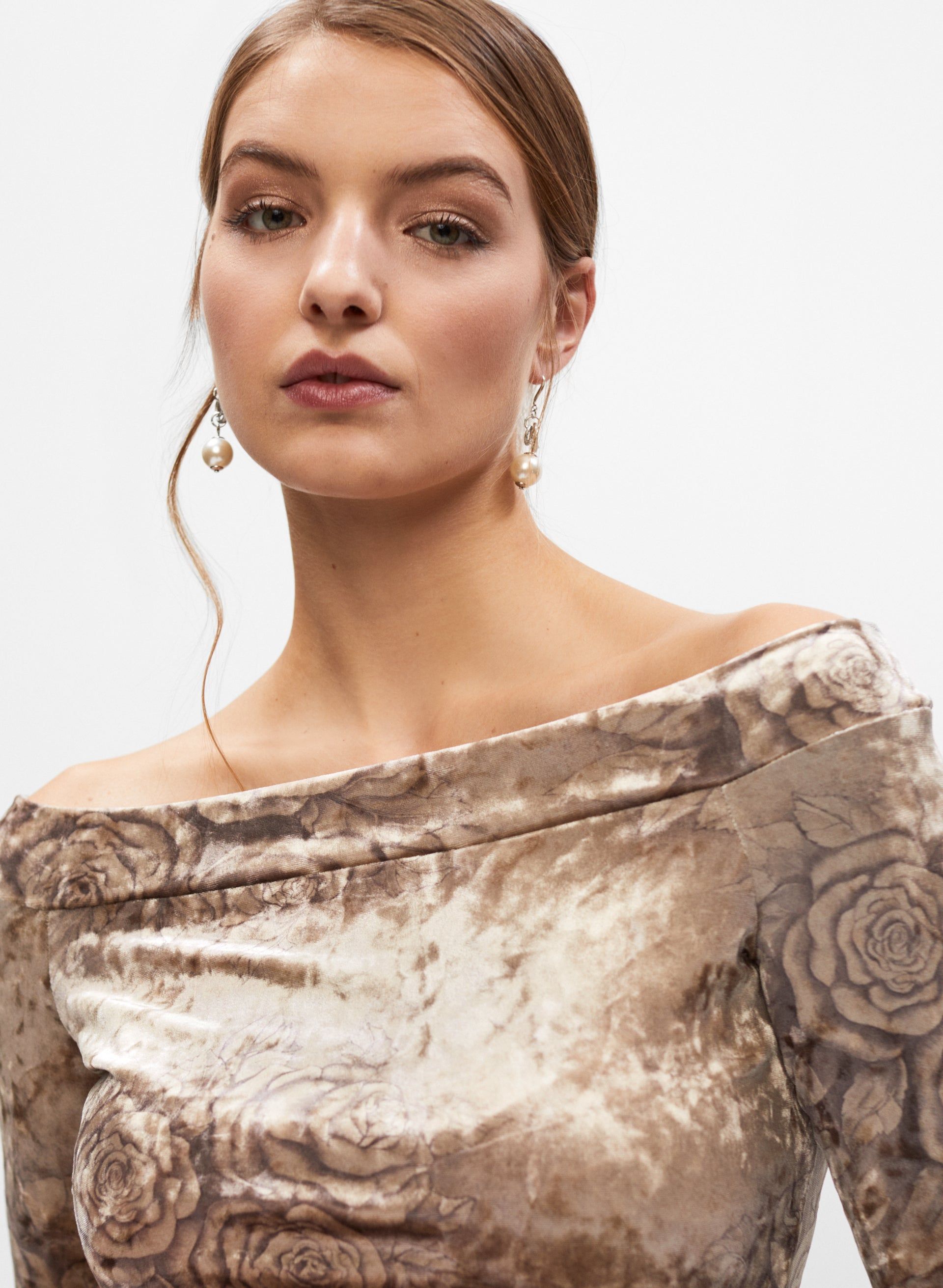 Floral Print Top sold by Melanie Lyne product image thumbnail 2