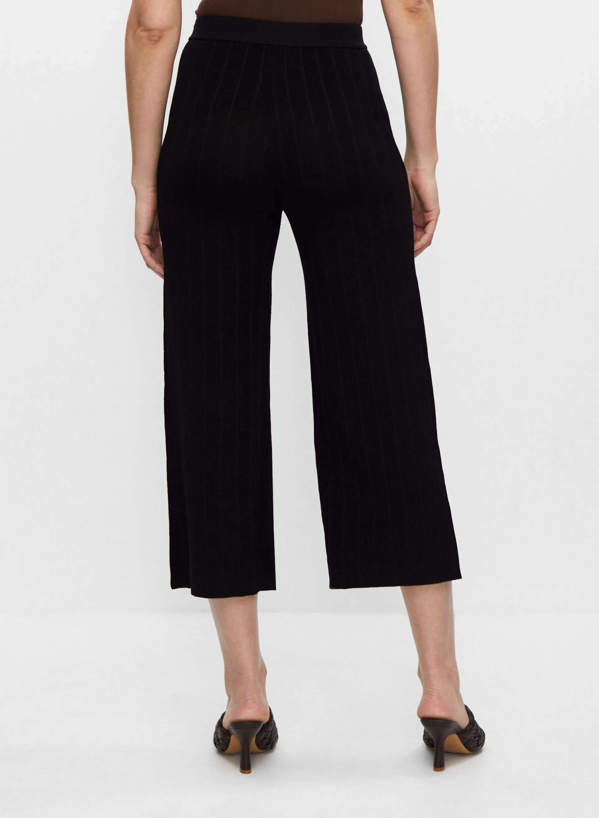 Joseph Ribkoff - Pull-On Wide Leg Capris sold by Melanie Lyne product image thumbnail 2