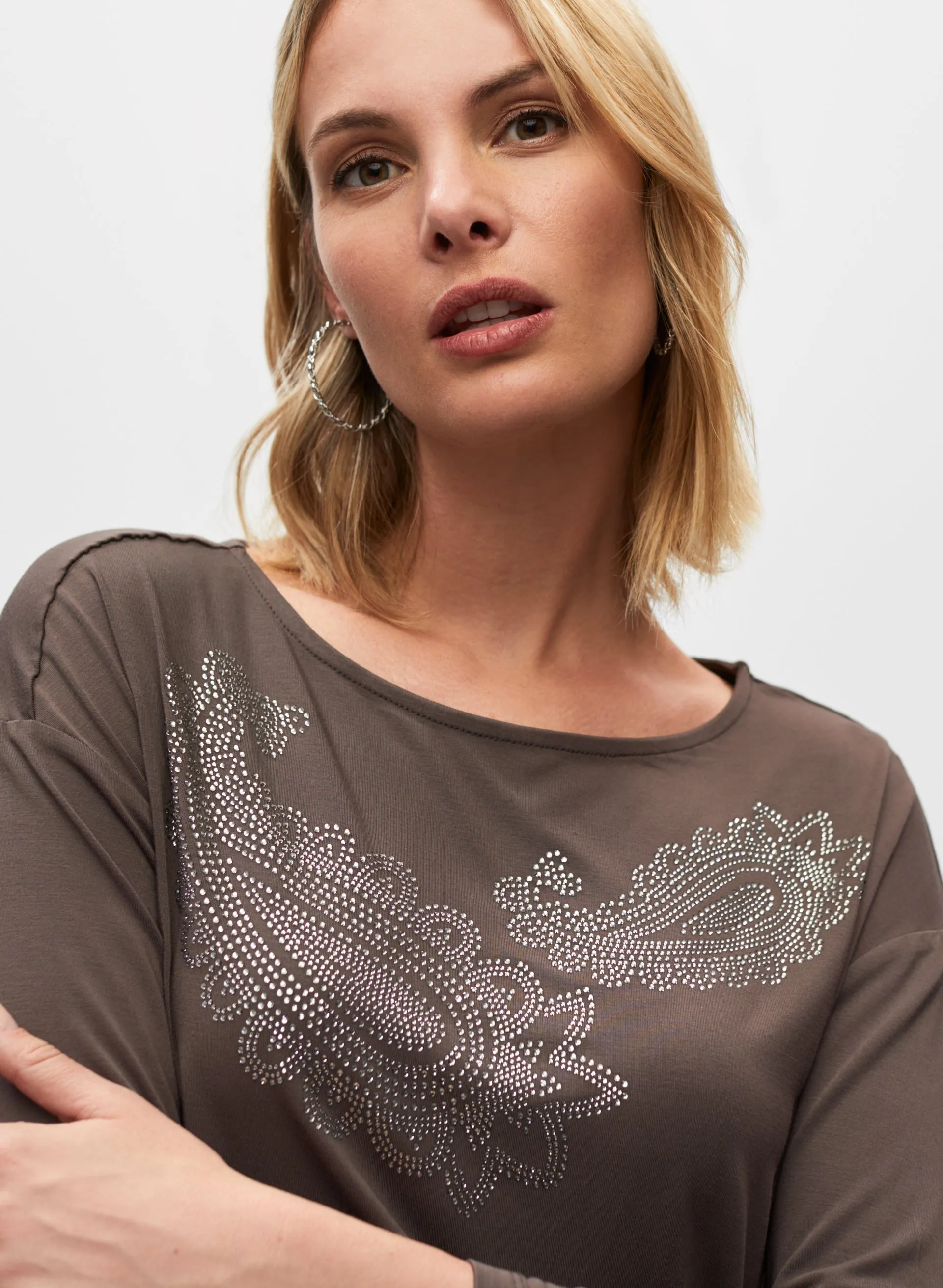 Paisley-Studded Tee sold by Melanie Lyne product image thumbnail 2