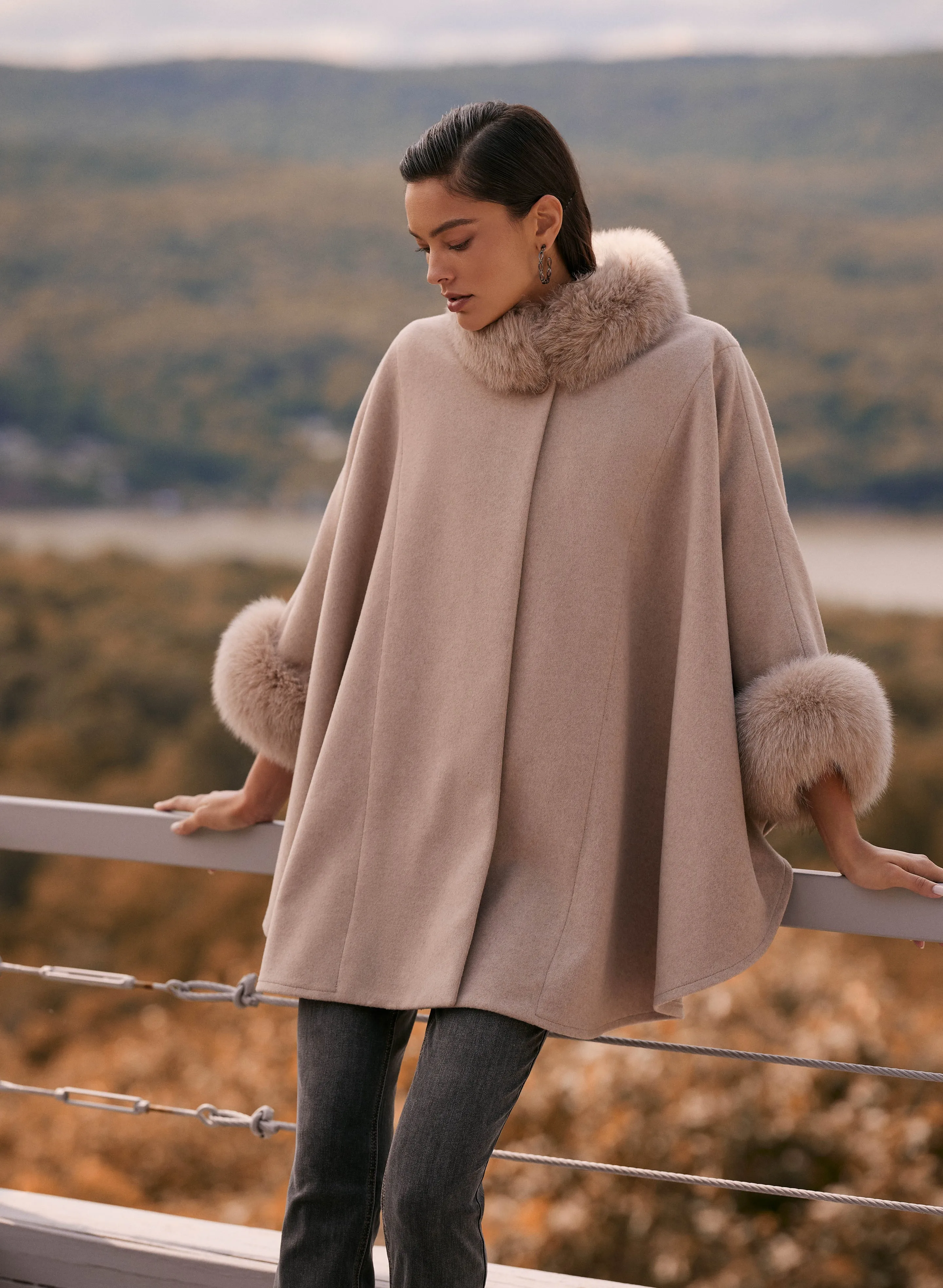 Rich & Regal sold by Melanie Lyne