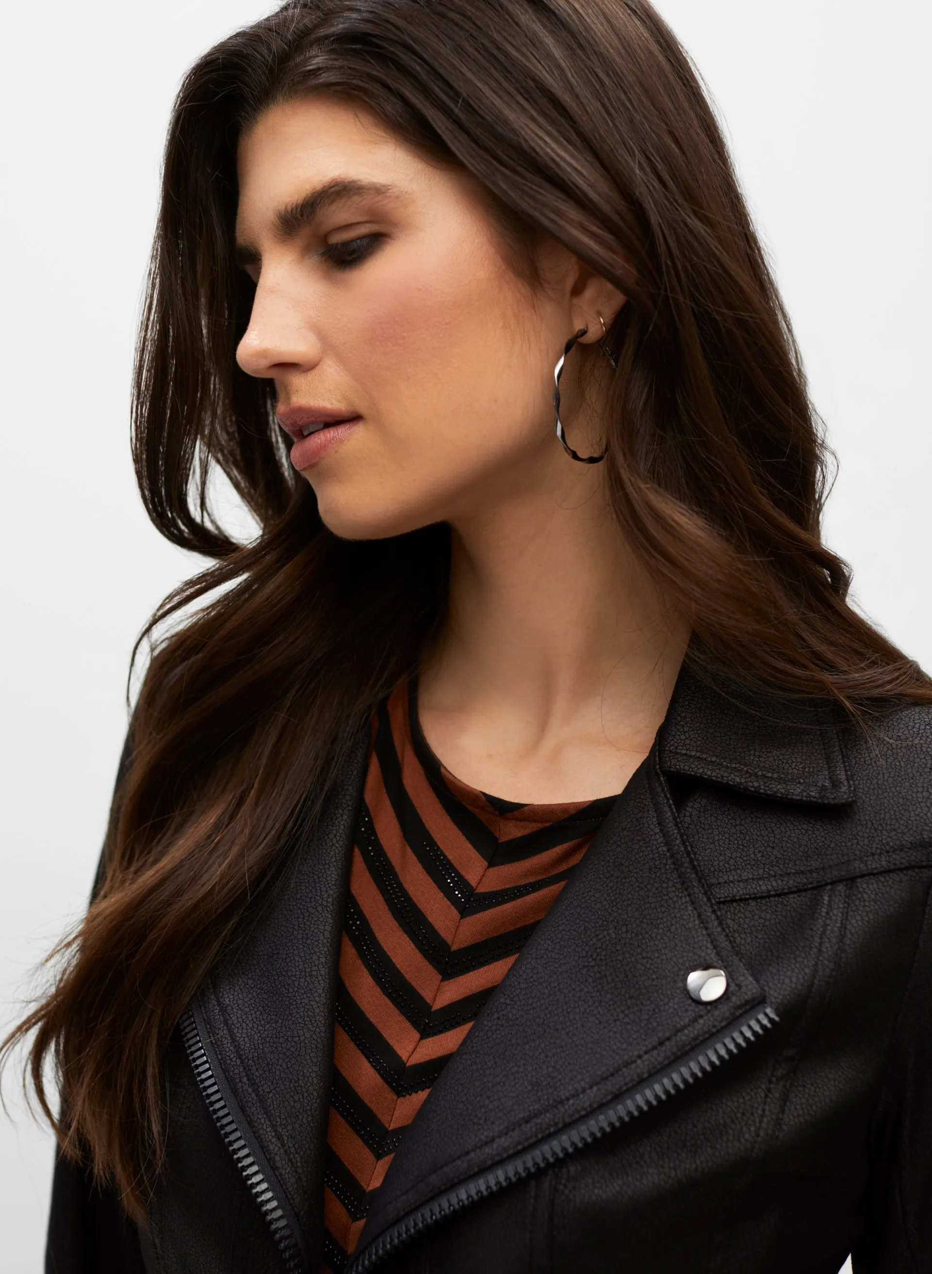 Vex - Bold Zipper Detail Jacket sold by Melanie Lyne product image thumbnail 2