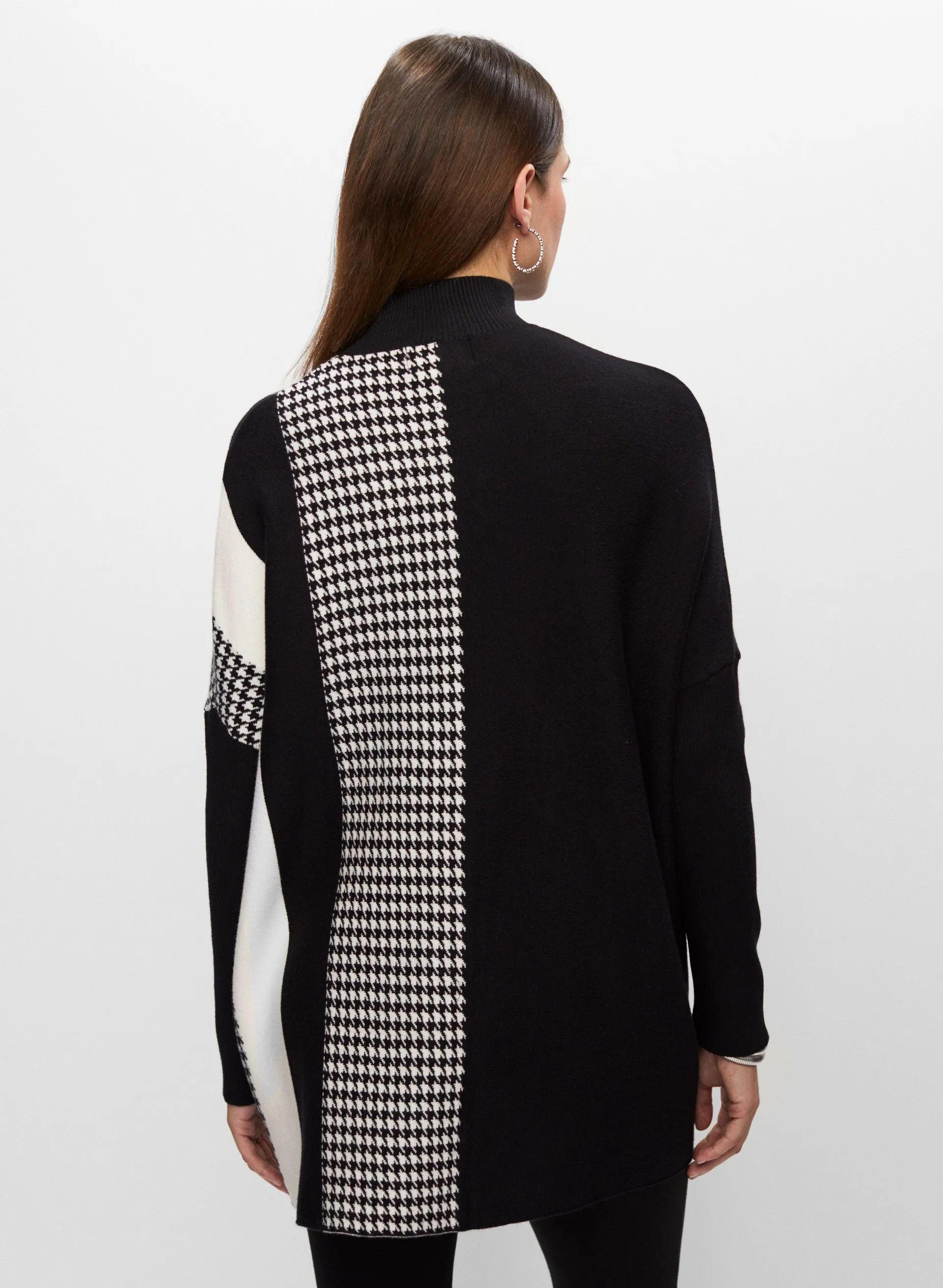 Frank Lyman - Houndstooth Motif Sweater sold by Melanie Lyne product image thumbnail 2