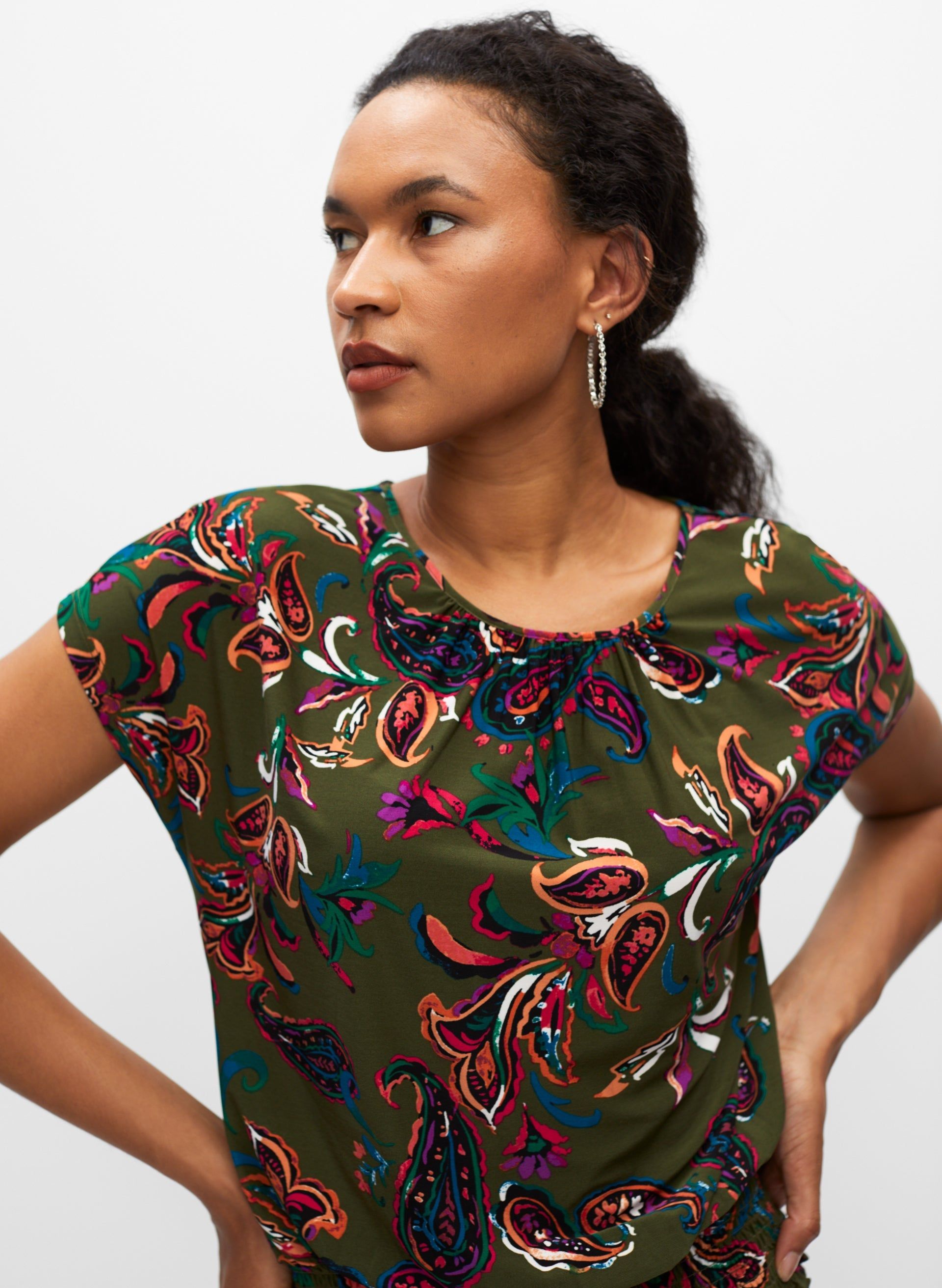 Paisley Print Short Sleeve Top sold by Melanie Lyne product image thumbnail 2