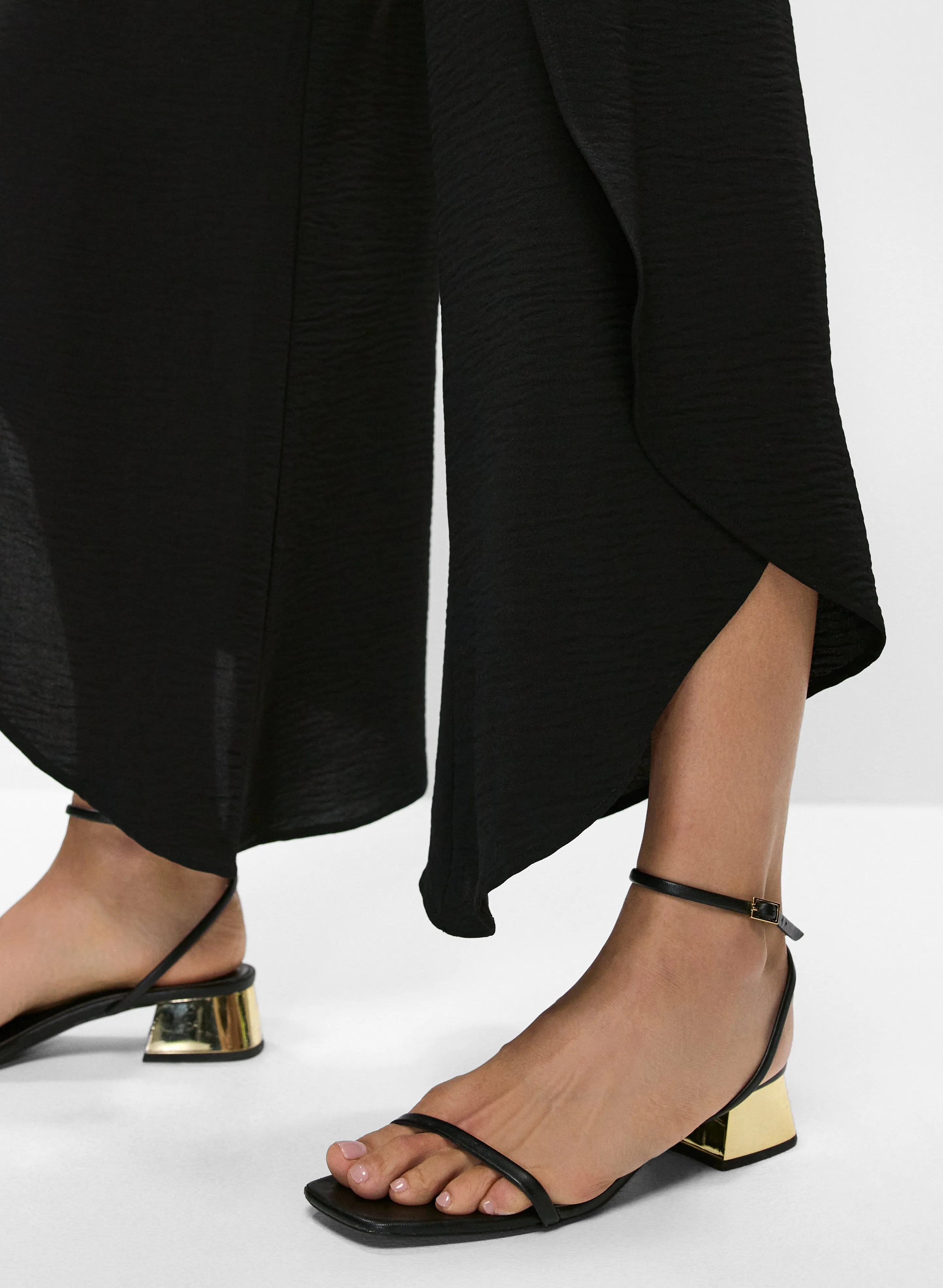 Tulip Hem Pants sold by Melanie Lyne product image thumbnail 4