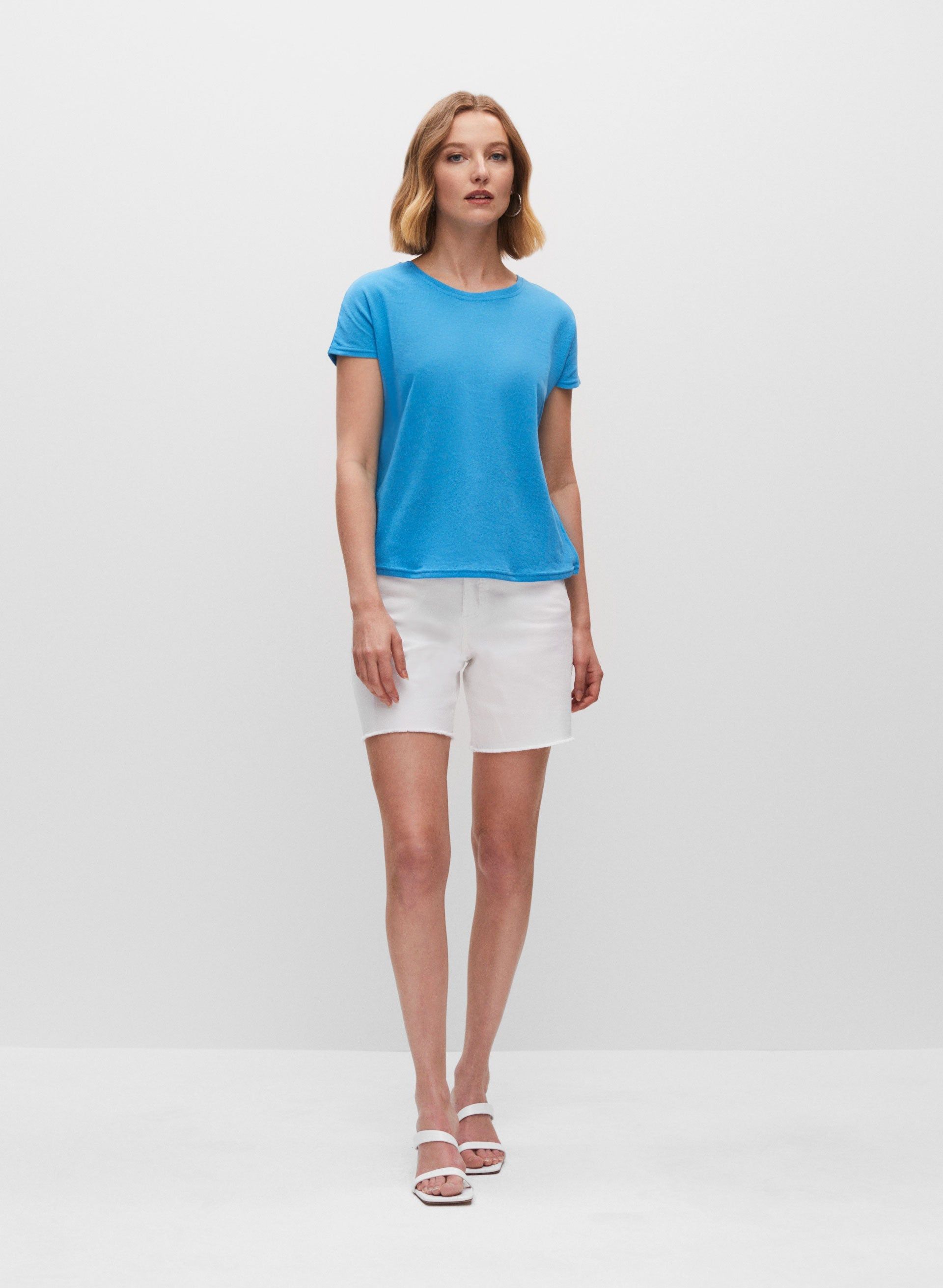 Linen Short Sleeve Tee sold by Melanie Lyne product image thumbnail 3