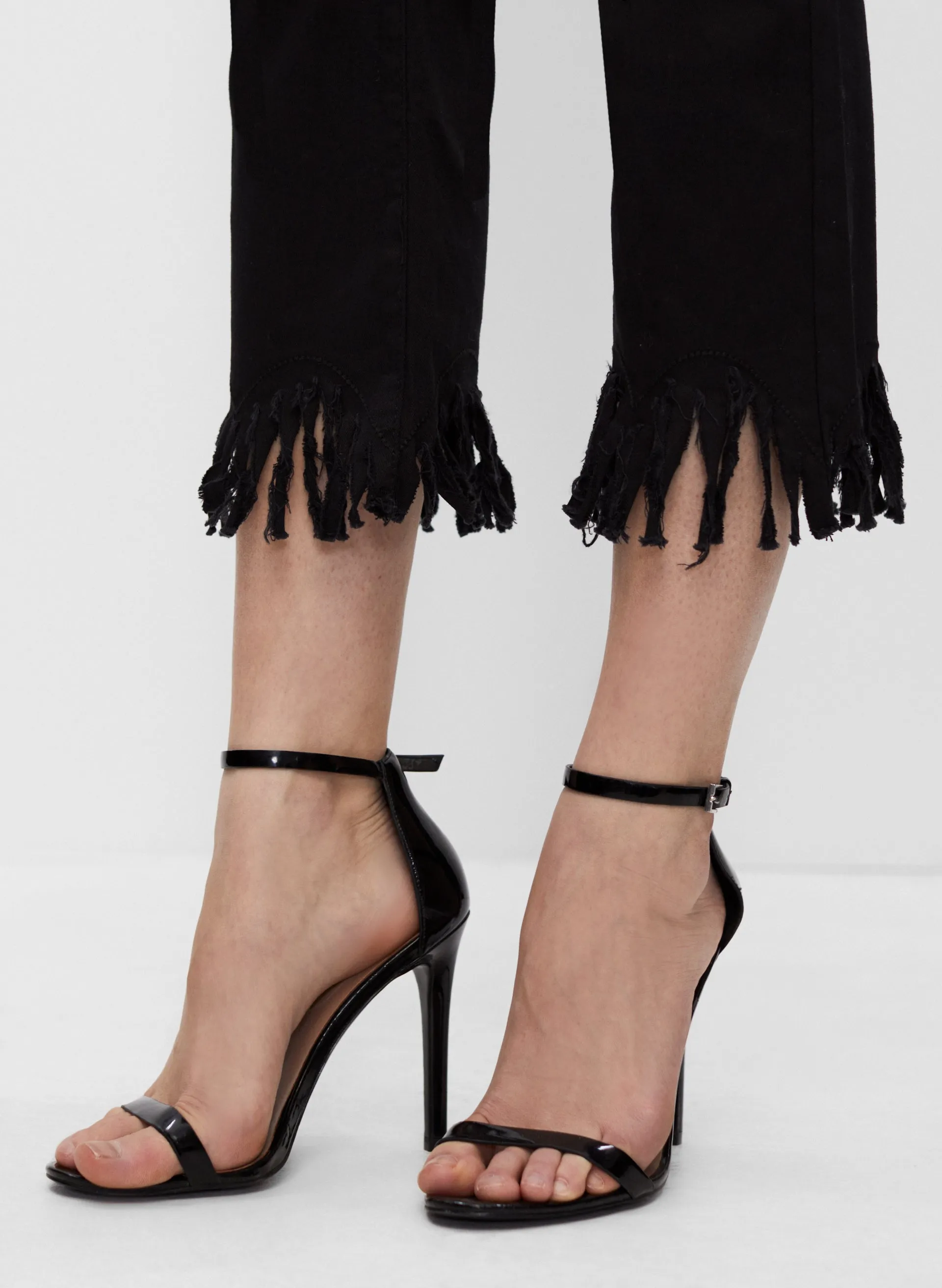 Frank Lyman - Fringe Detail Tencel Jeans sold by Melanie Lyne product image thumbnail 4