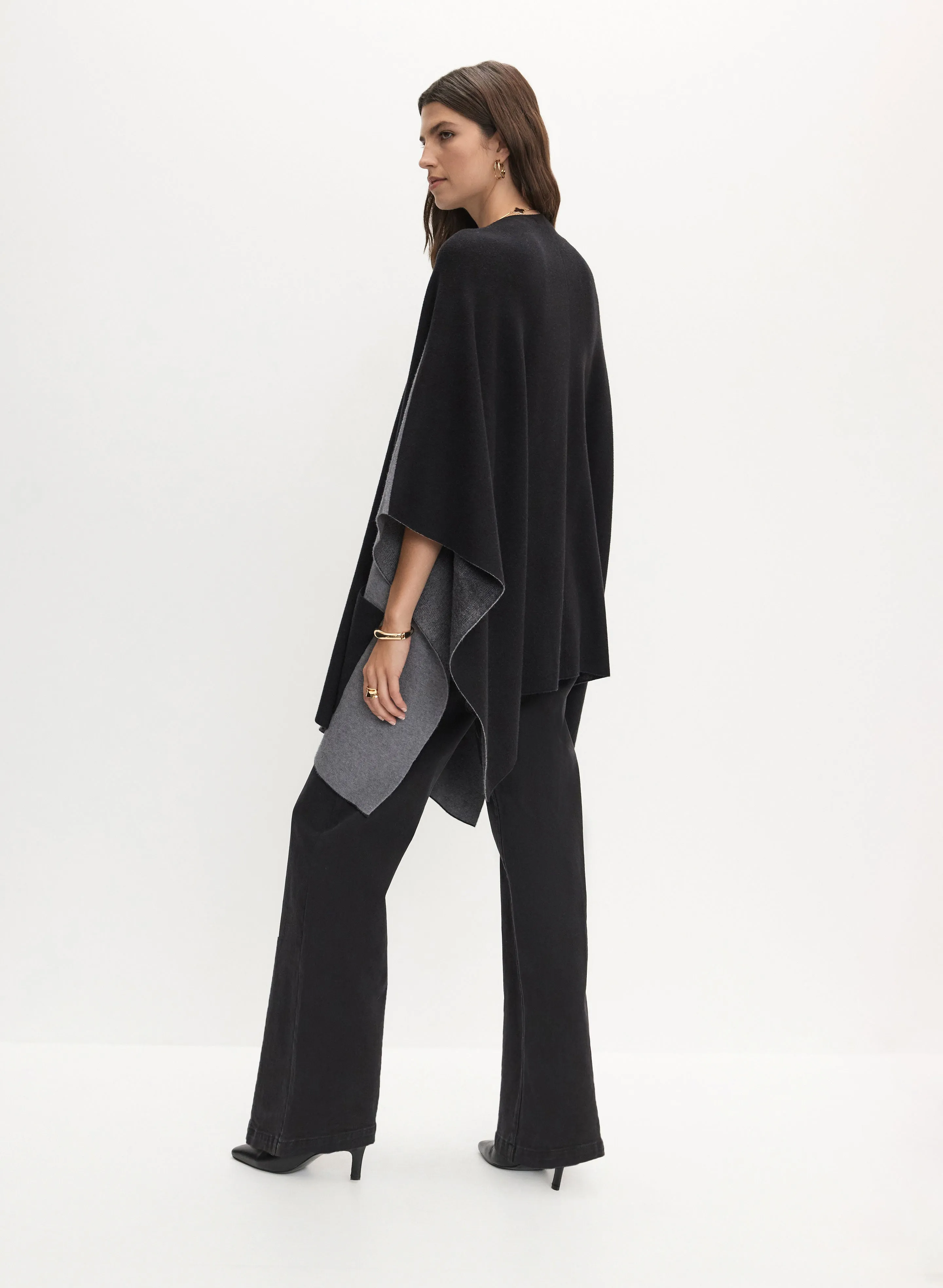 Contrast Motif Poncho sold by Melanie Lyne product image thumbnail 5