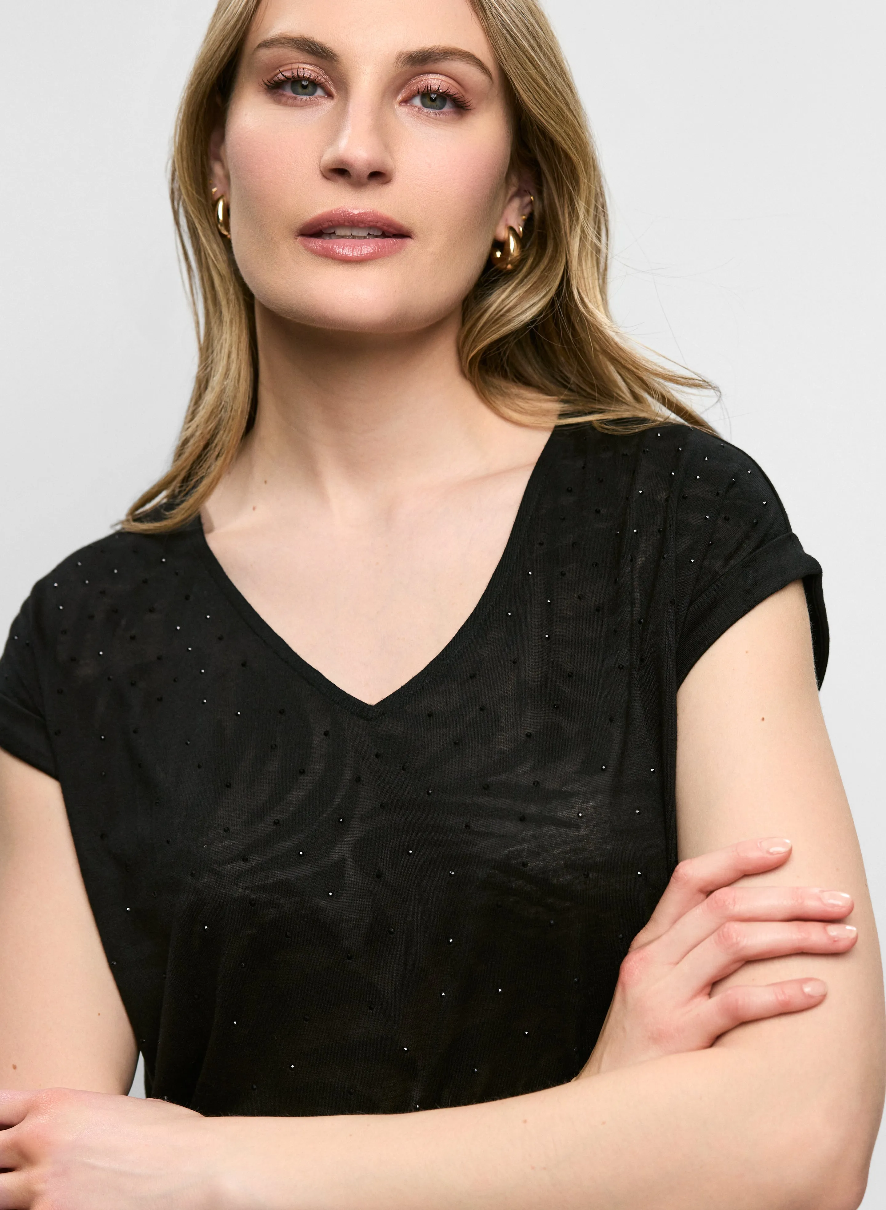 Embellished V-Neck Burnout Tee sold by Melanie Lyne product image thumbnail 2