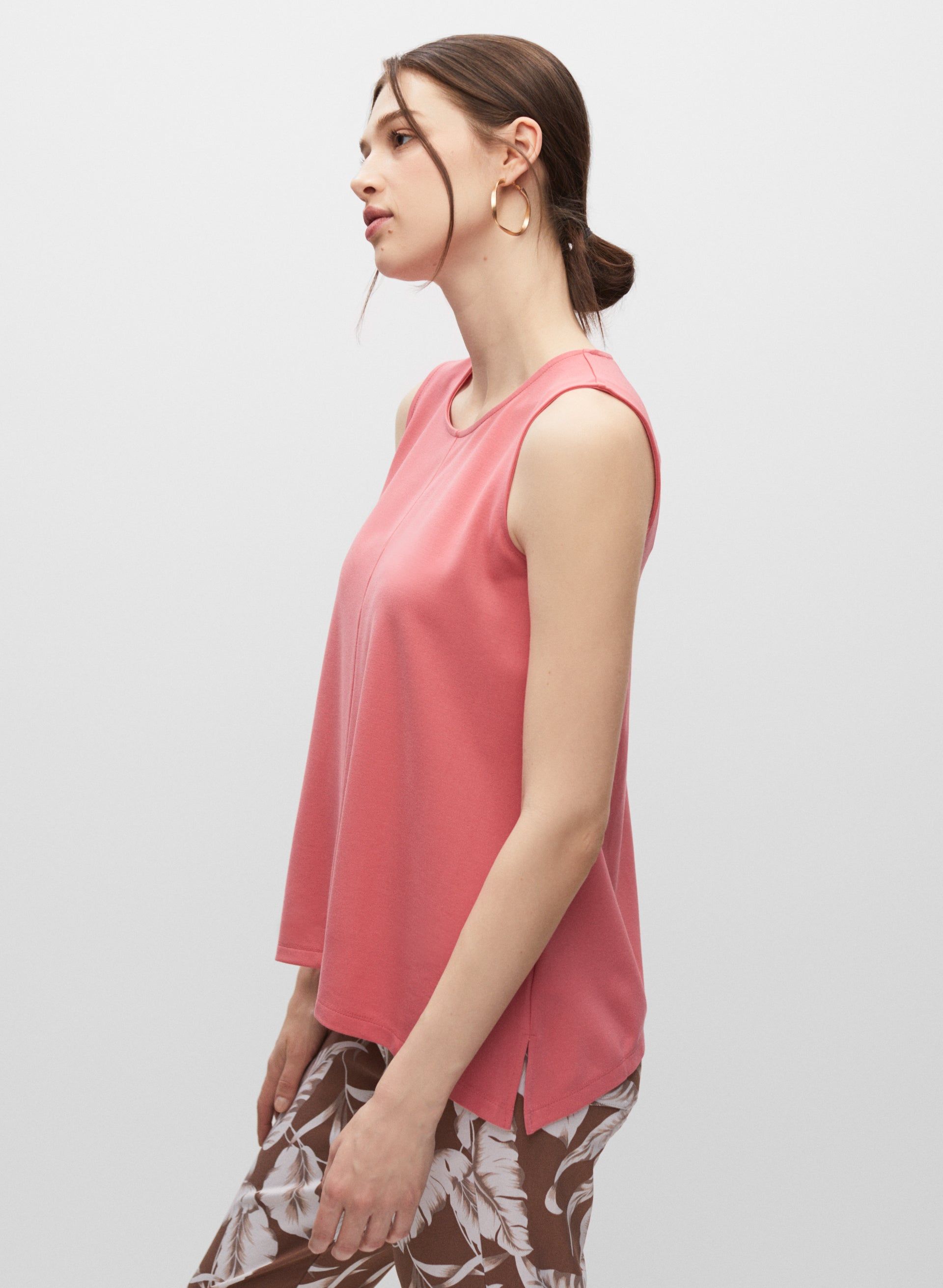 Crew Neck Asymmetric Top sold by Melanie Lyne product image thumbnail 4